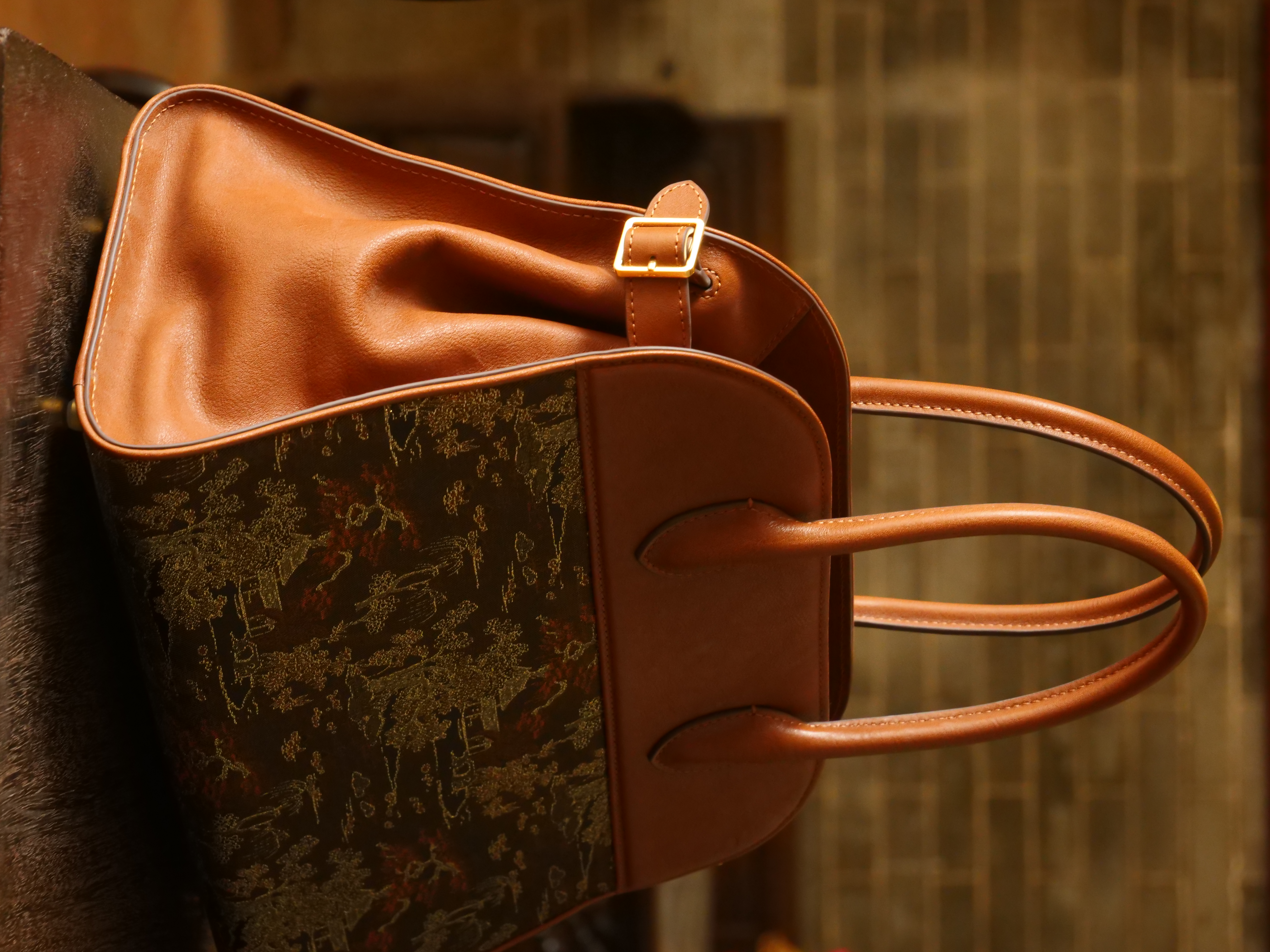 織金提花∞漢宮秋月圖紋牛皮中古手袋