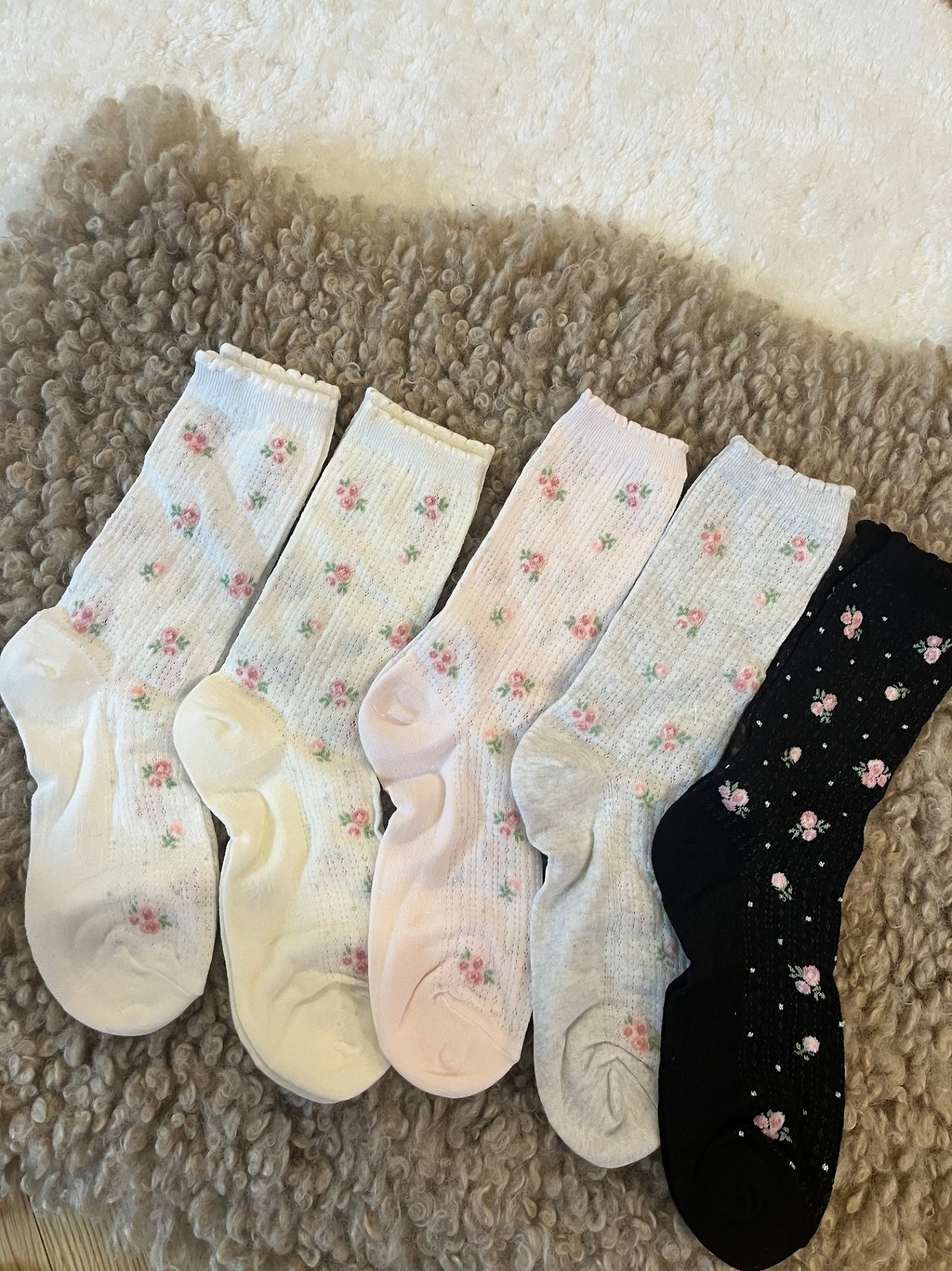 KKY Rose Picot See-through high socks