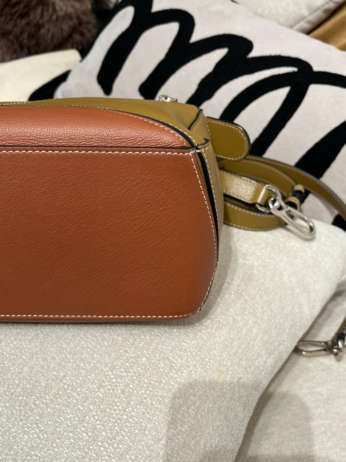 Loewe Puzzle Small 三拼色 Calfskin 100%Authentic, 98%New ✅Dust bag