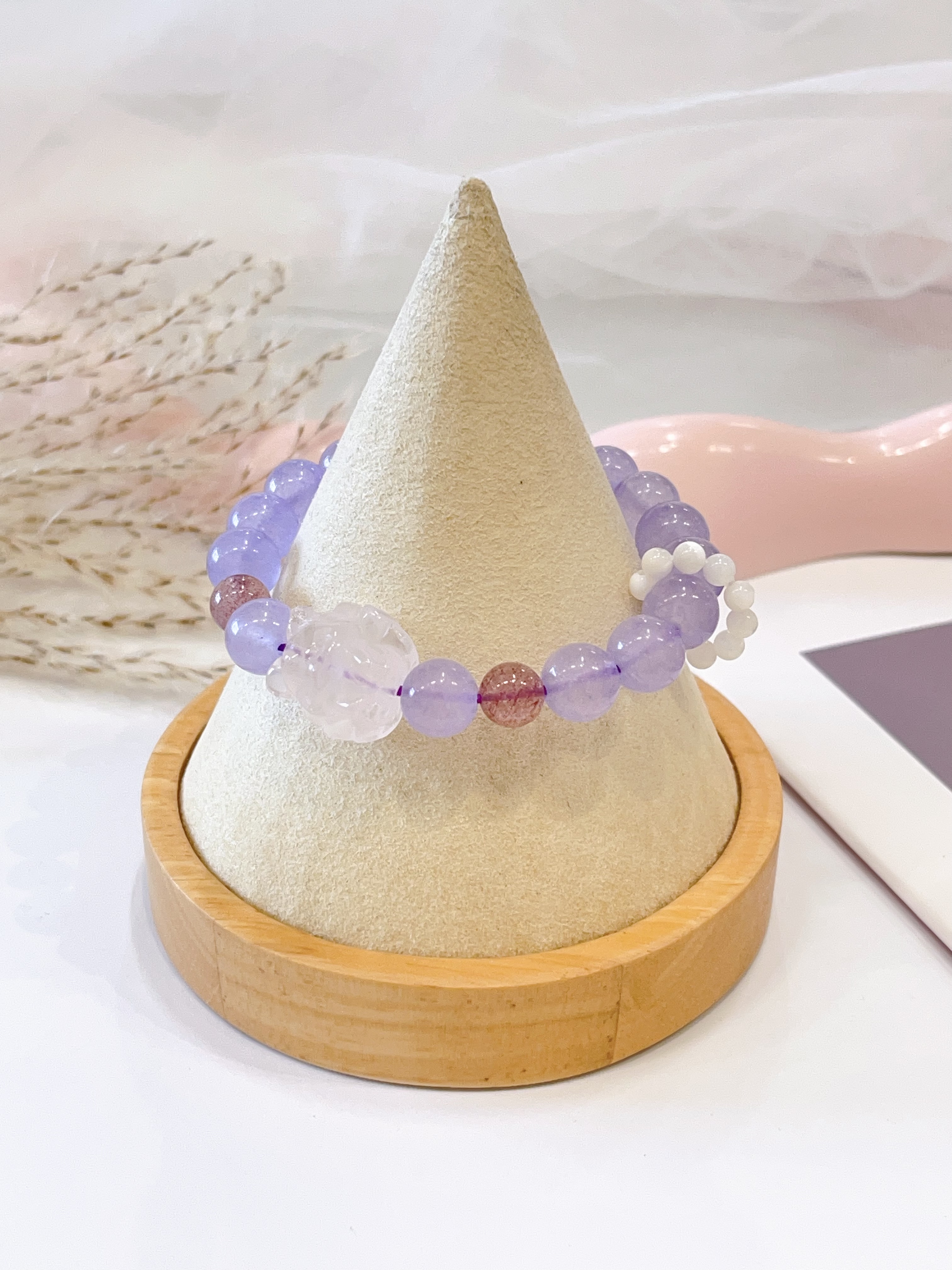 🦊💜 紫水晶 × 草莓晶 × 粉水晶九尾狐手串 Amethyst, Strawberry Quartz, Rose Quartz & Nine-Tailed Fox Charm 