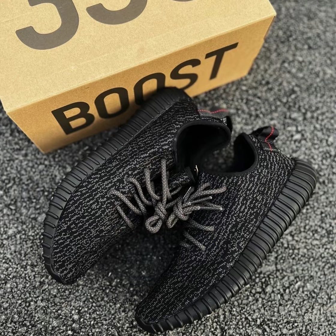 Adidas yeezy black hong kong hotsell