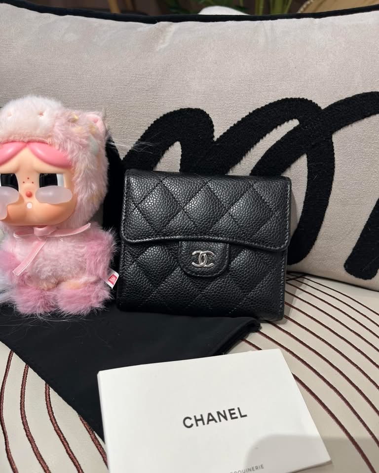 Chanel classic wallet 黑色魚子醬牛皮銀扣經典短銀包100%Authentic,99%new ✅新晶貼✅Dust bag✅ box