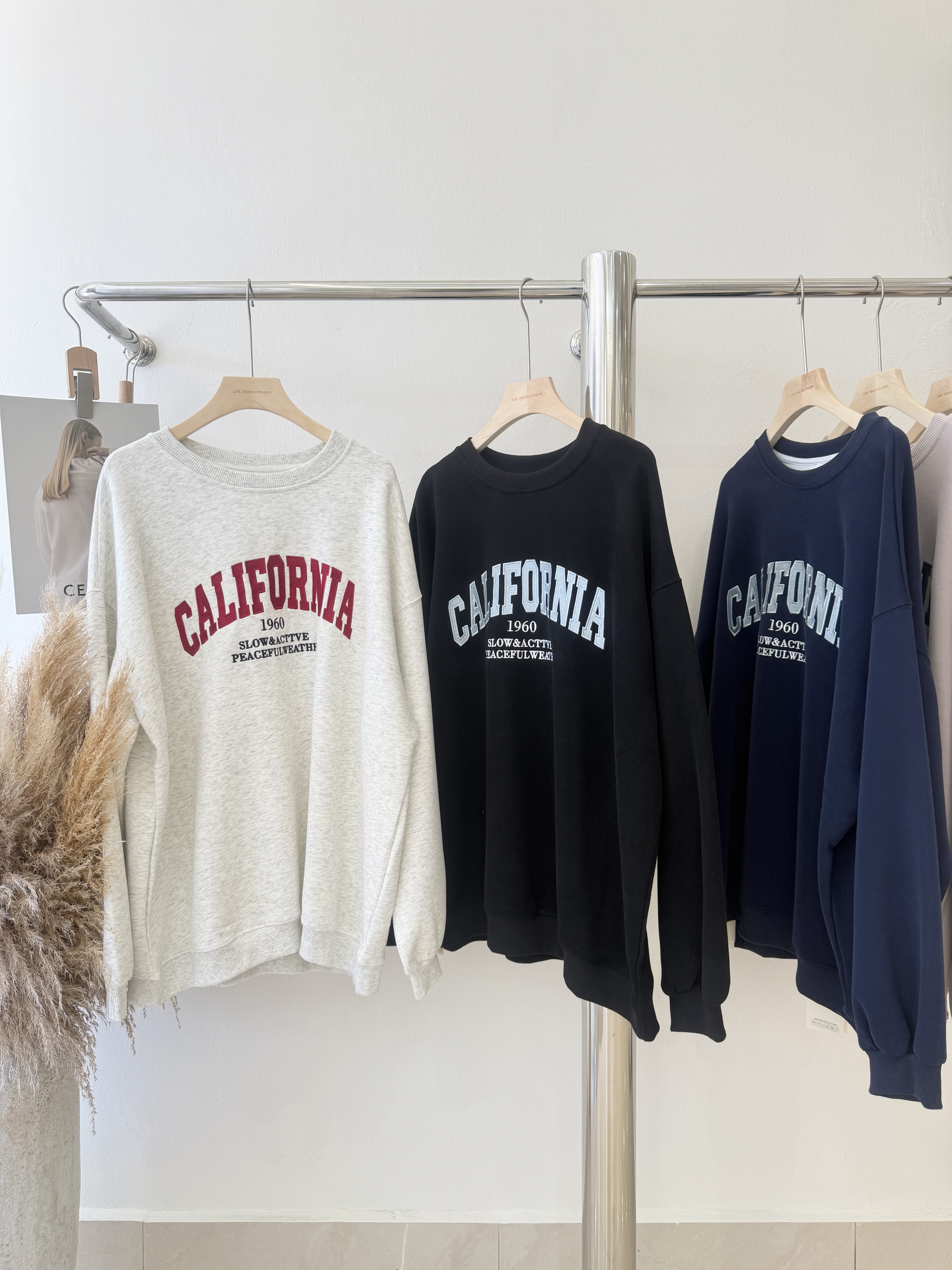 6711 爆款刺绣字卫衣