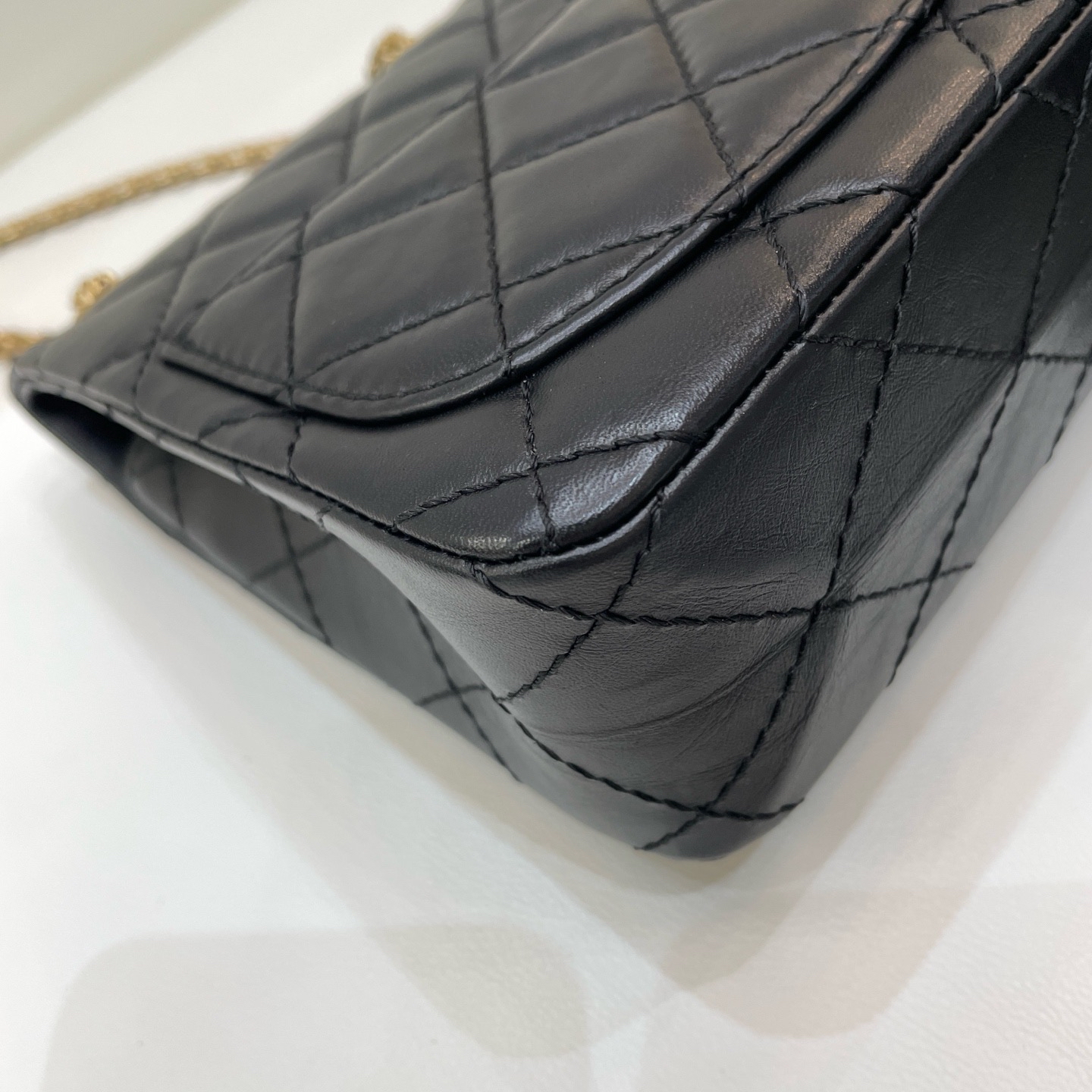 【預訂貨品】鐳射30開👜 Chanel黑金mini 手機包 