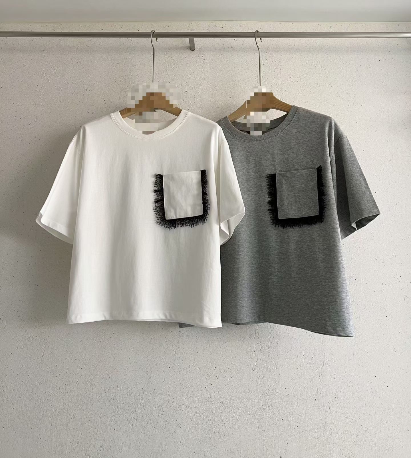 AQ OS 間約lace trim 袋口 top