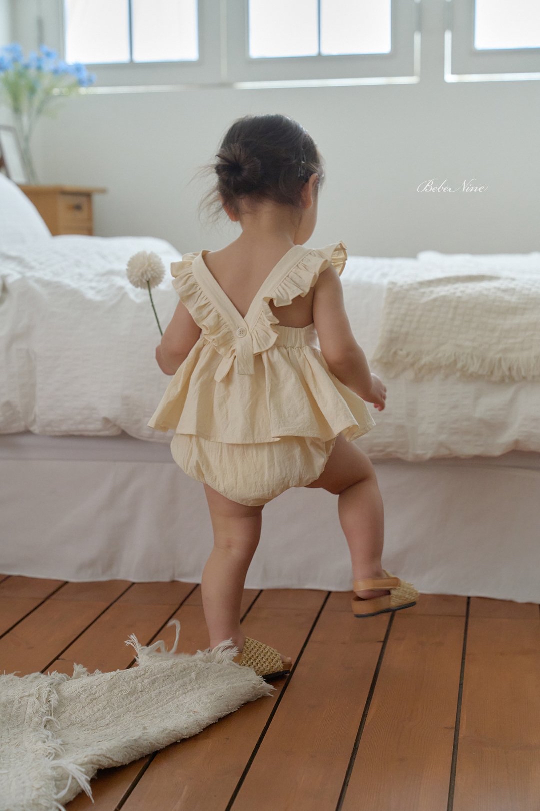 ☀️預訂 韓國直送☀️🇰🇷Bebenine三色荷葉邊吊帶上衣燈籠褲套裝