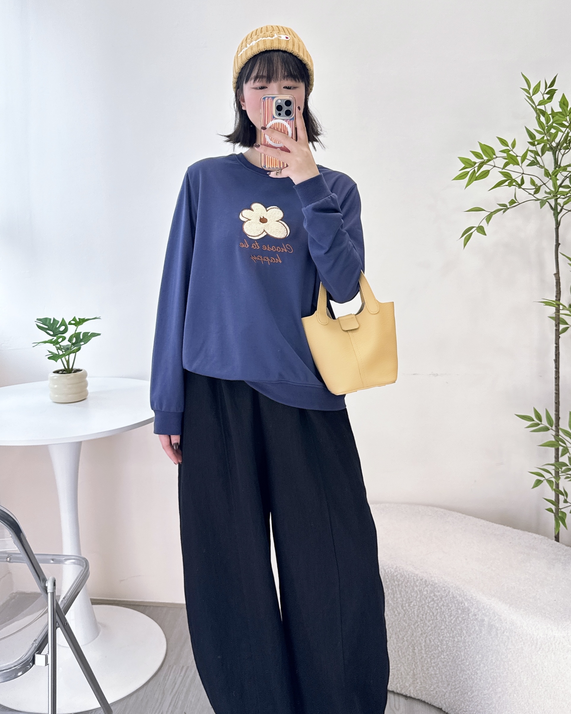 毛毛花花春秋薄衛衣 3色