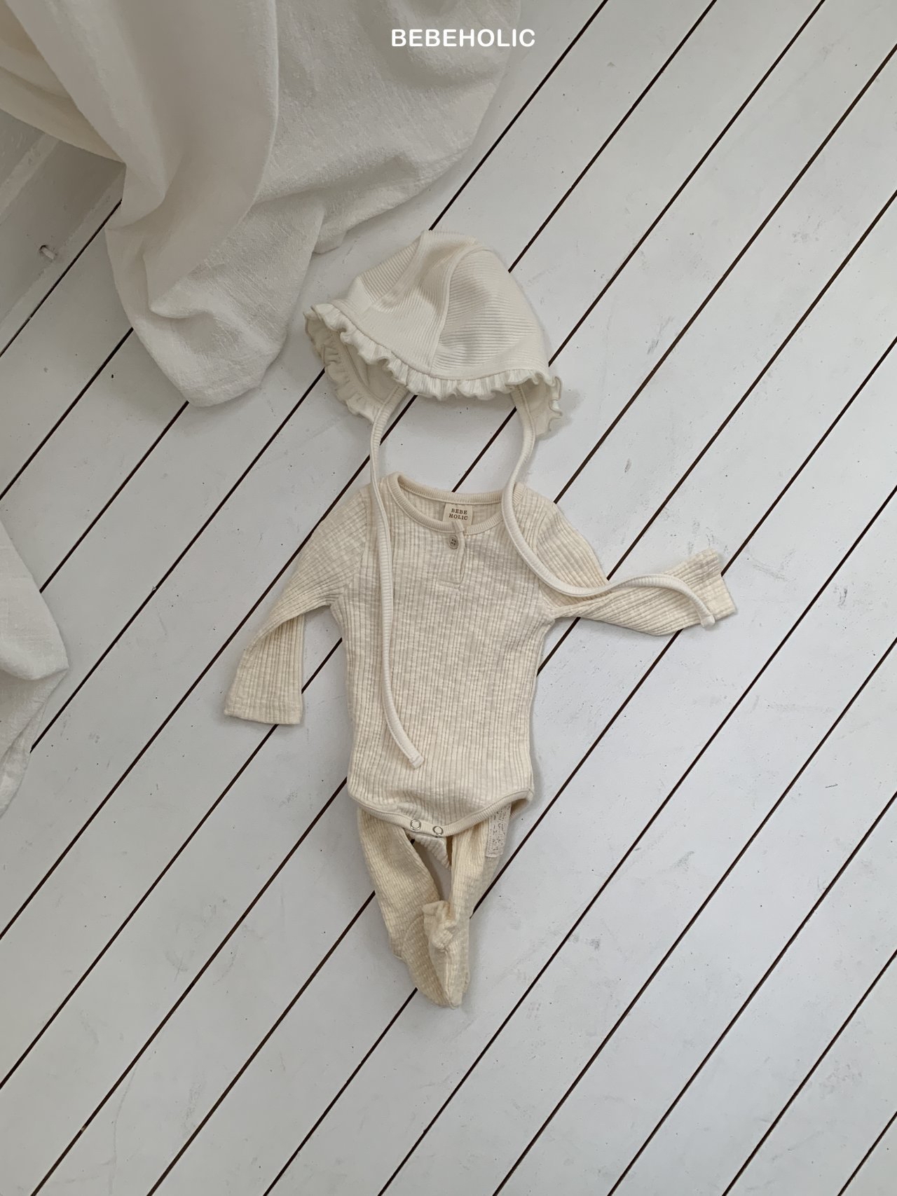 🌸預訂 韓國直送🌸🇰🇷BEBEHOLIC三色簡約羅紋長袖包屁衣