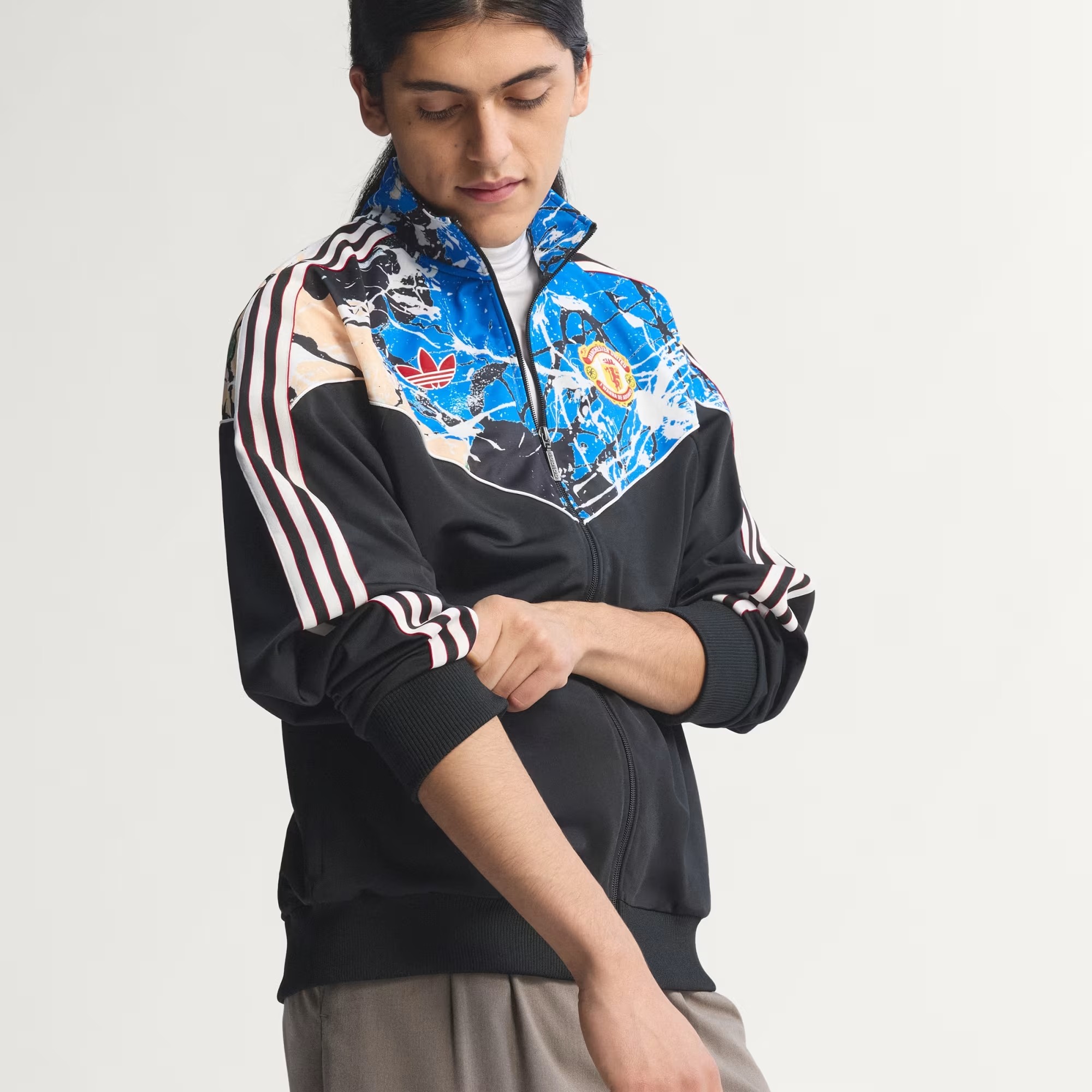 🎶⚽Adidas Manchester United 曼聯 × Stone Roses 進場外套 JZ7094