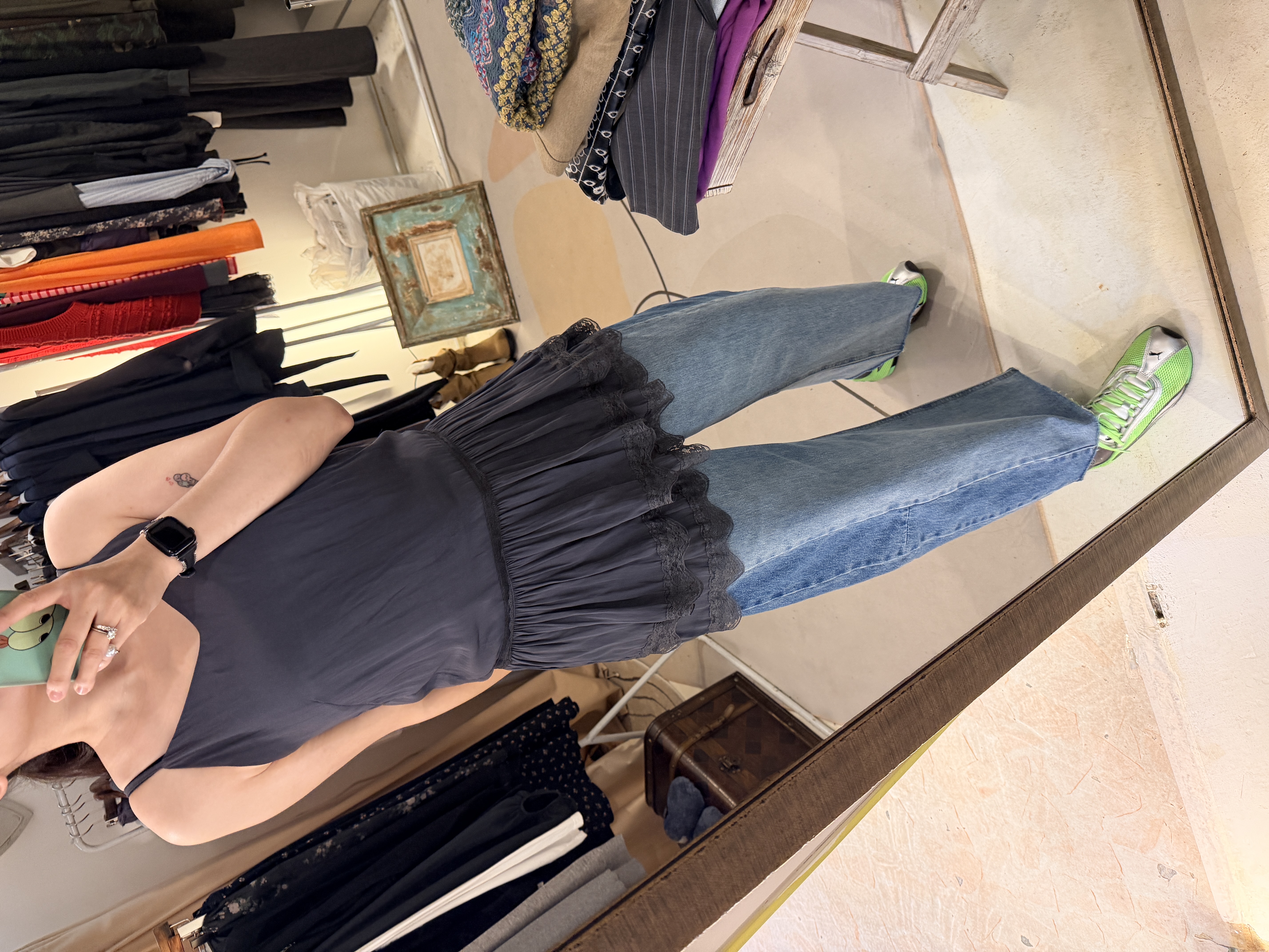 Ruffle layer vest