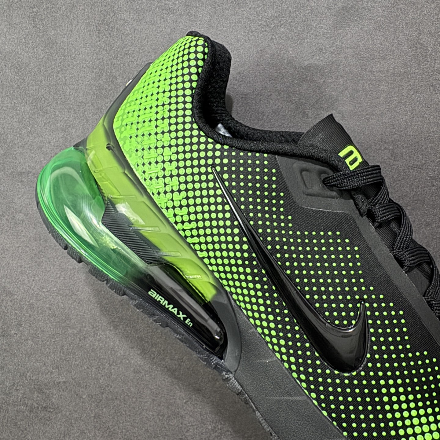 Nike Air Max Phoenix FZ5307-300