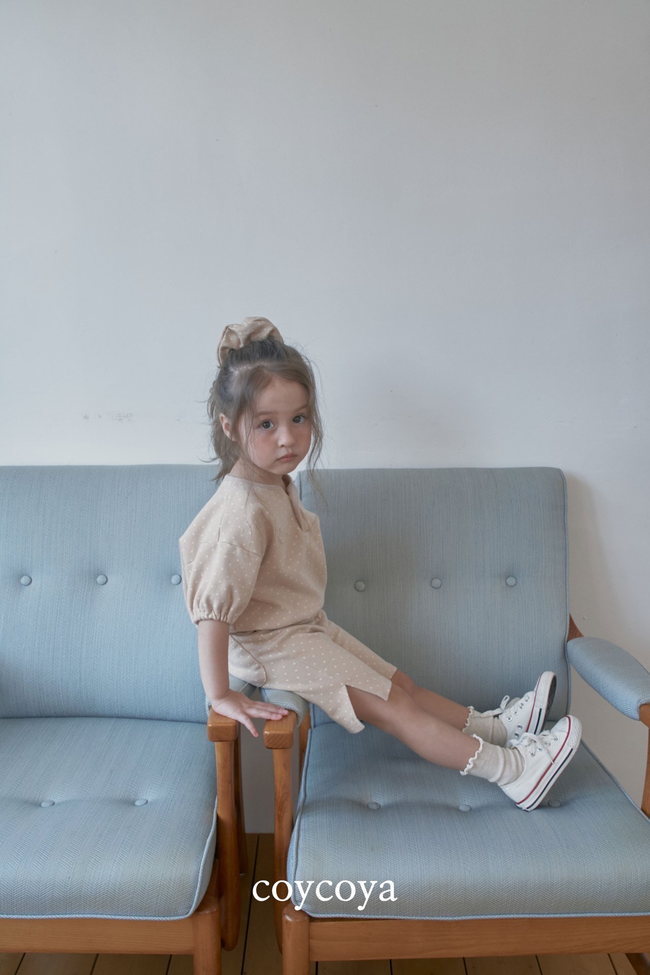 🌸預訂 韓國直送🌸🇰🇷COYCOYA兩色波點鈕扣短袖上衣