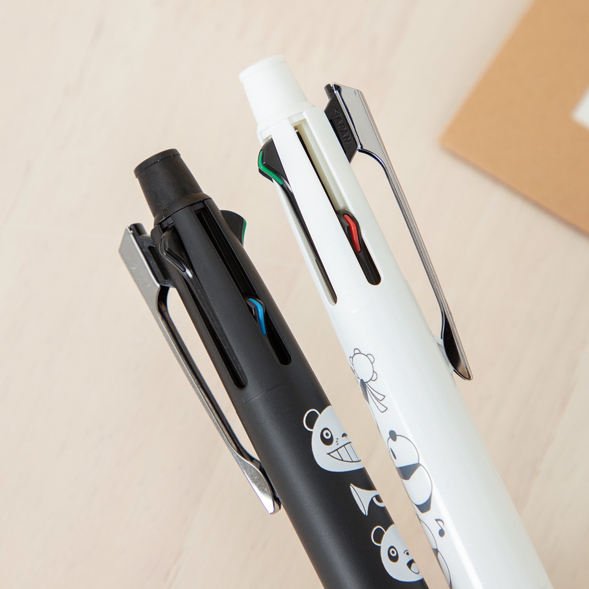 現貨｜Panda Go Panda 熊貓家族 吉卜力 日本製 uni Jetstream 4&1 多功能 5用筆 0.5mm 4色原子筆 + 0.5mm 鉛芯筆 (PNN-078)