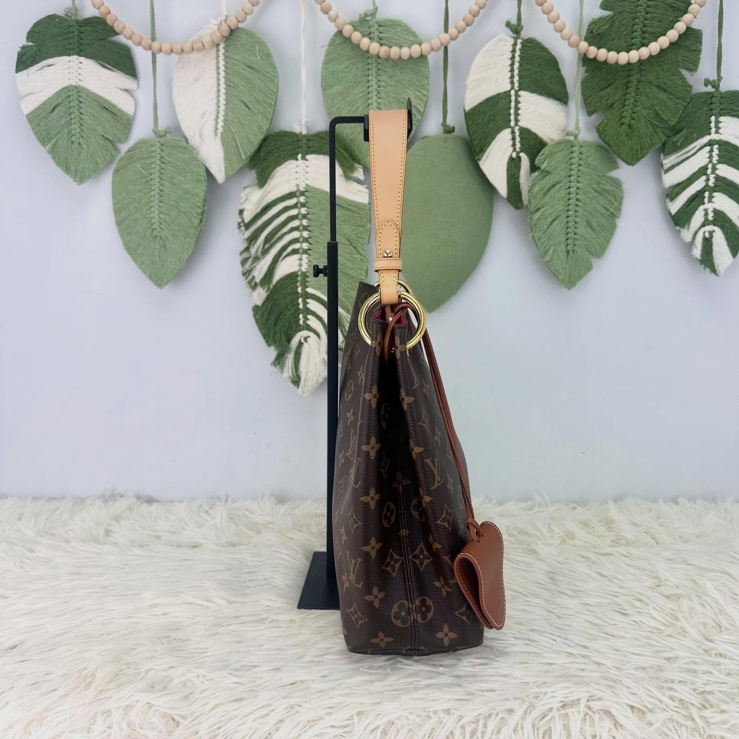 LV 🤍PRE OWNED Graceful Hobo PM Size 晶片款 全套有單🤎