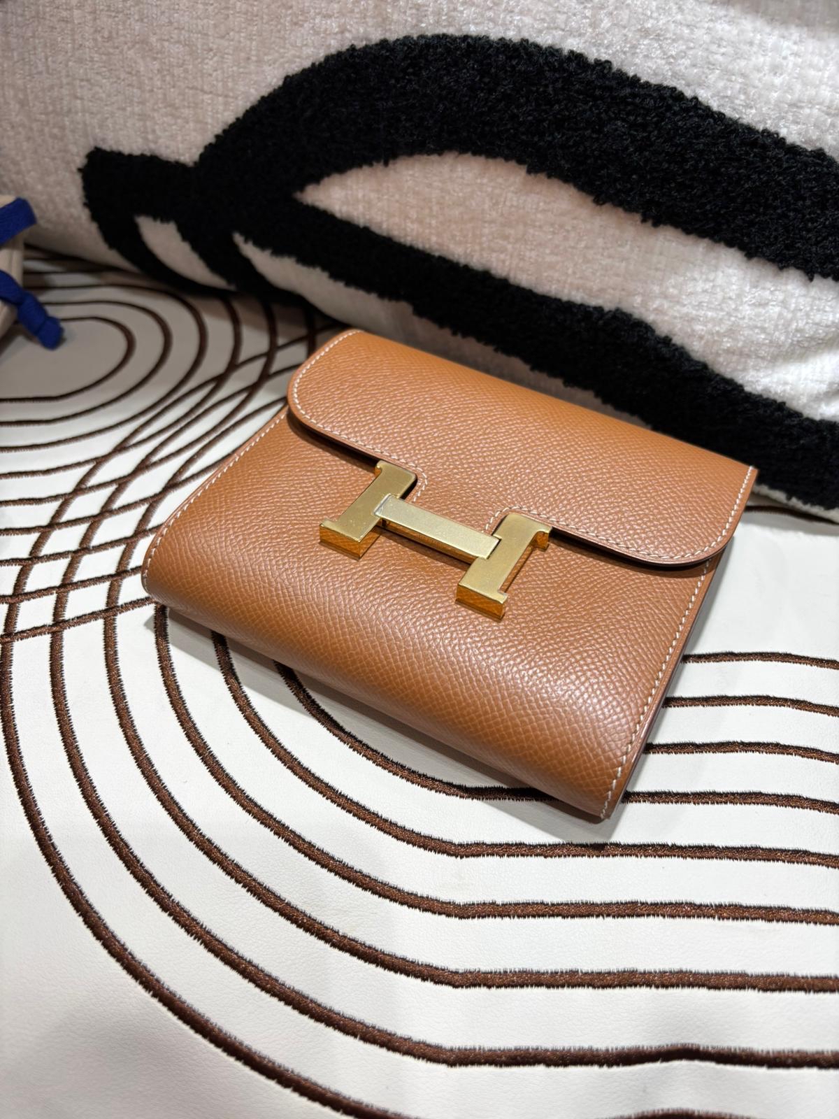 Hermes Constance wallet STAMP Y 金金Epsom 牛皮 100%Authentic ,98%new✅box 
