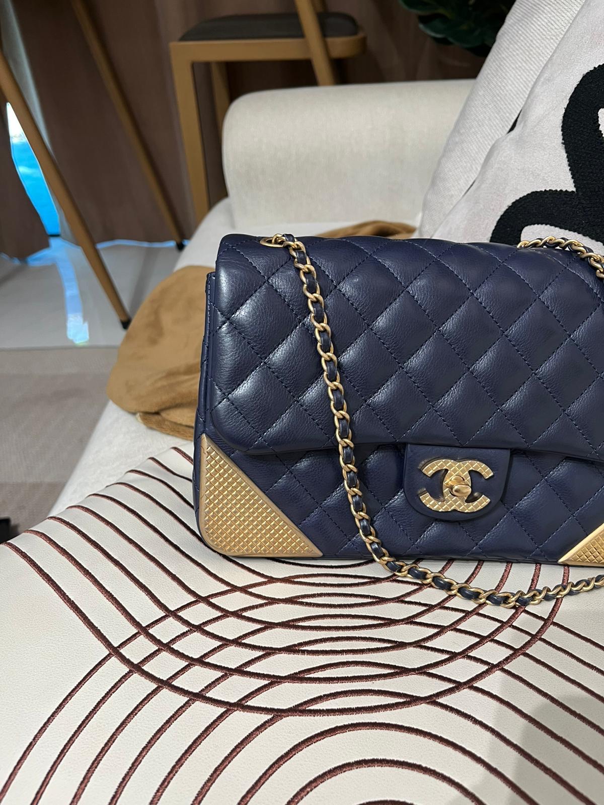 Chanel flap bag  100%Authentic,95%new ✅card✅Dust bag✅Box