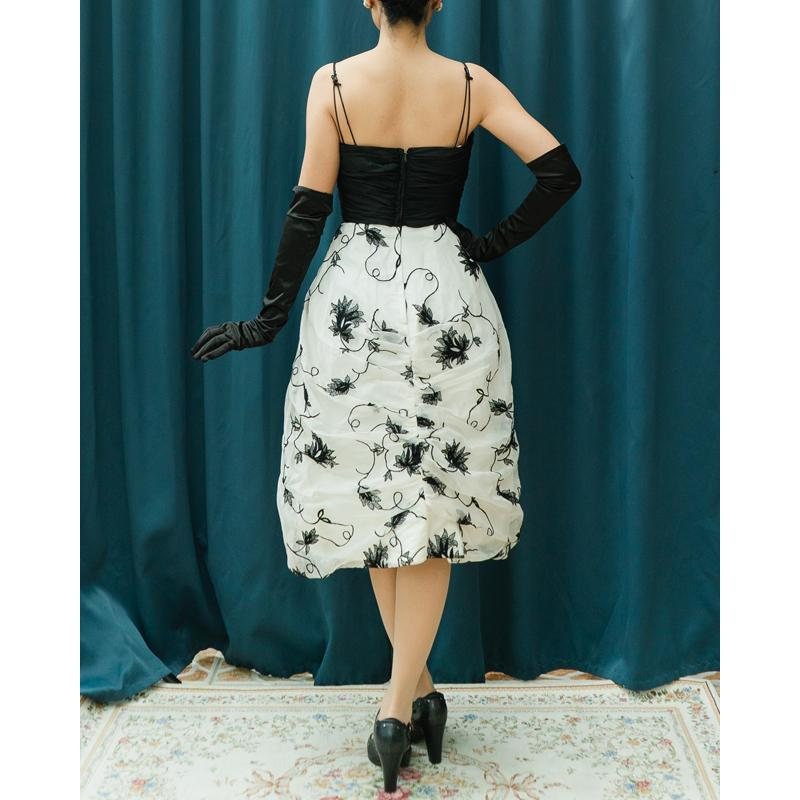 RARE！C.a. 1960s "Daymore" Black and White Embroidered Organza Cocktail Dress - New Old Stock from A. J. Freiman Department Store