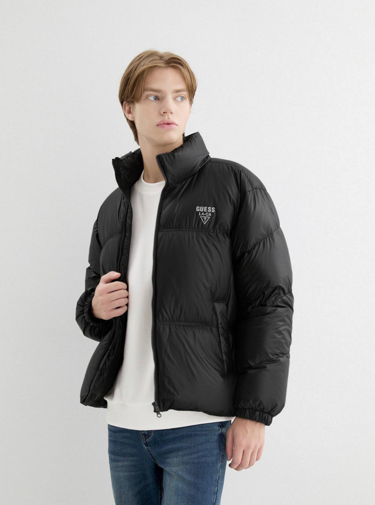 🇰🇷Guess 亮面鸭绒羽绒服✨