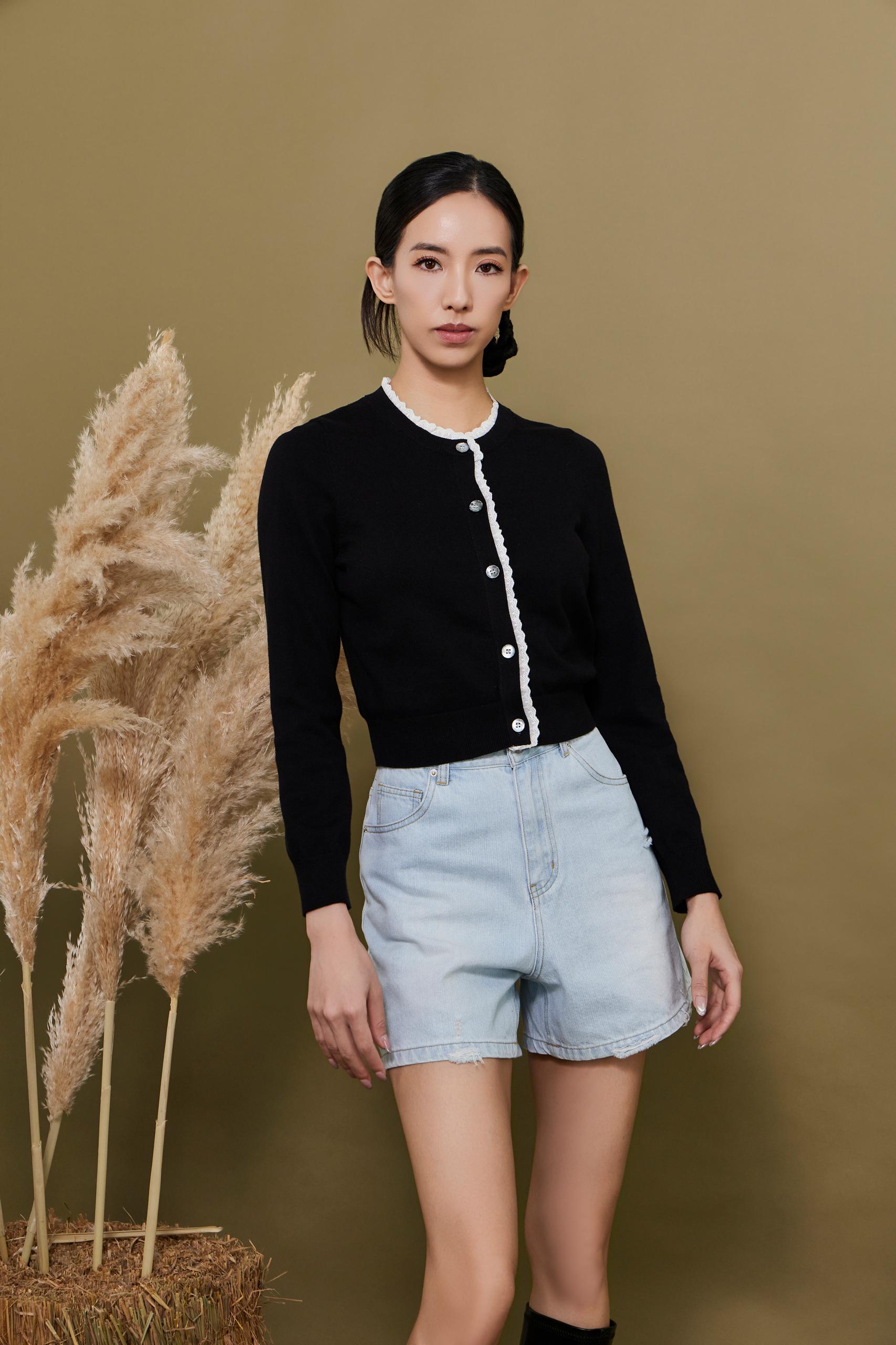 CP1680 MID RISE SHORT JEAN