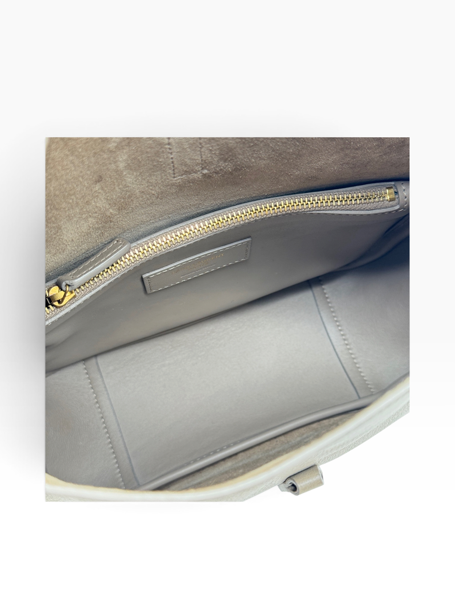 Pre owned YSL hobo Y9142