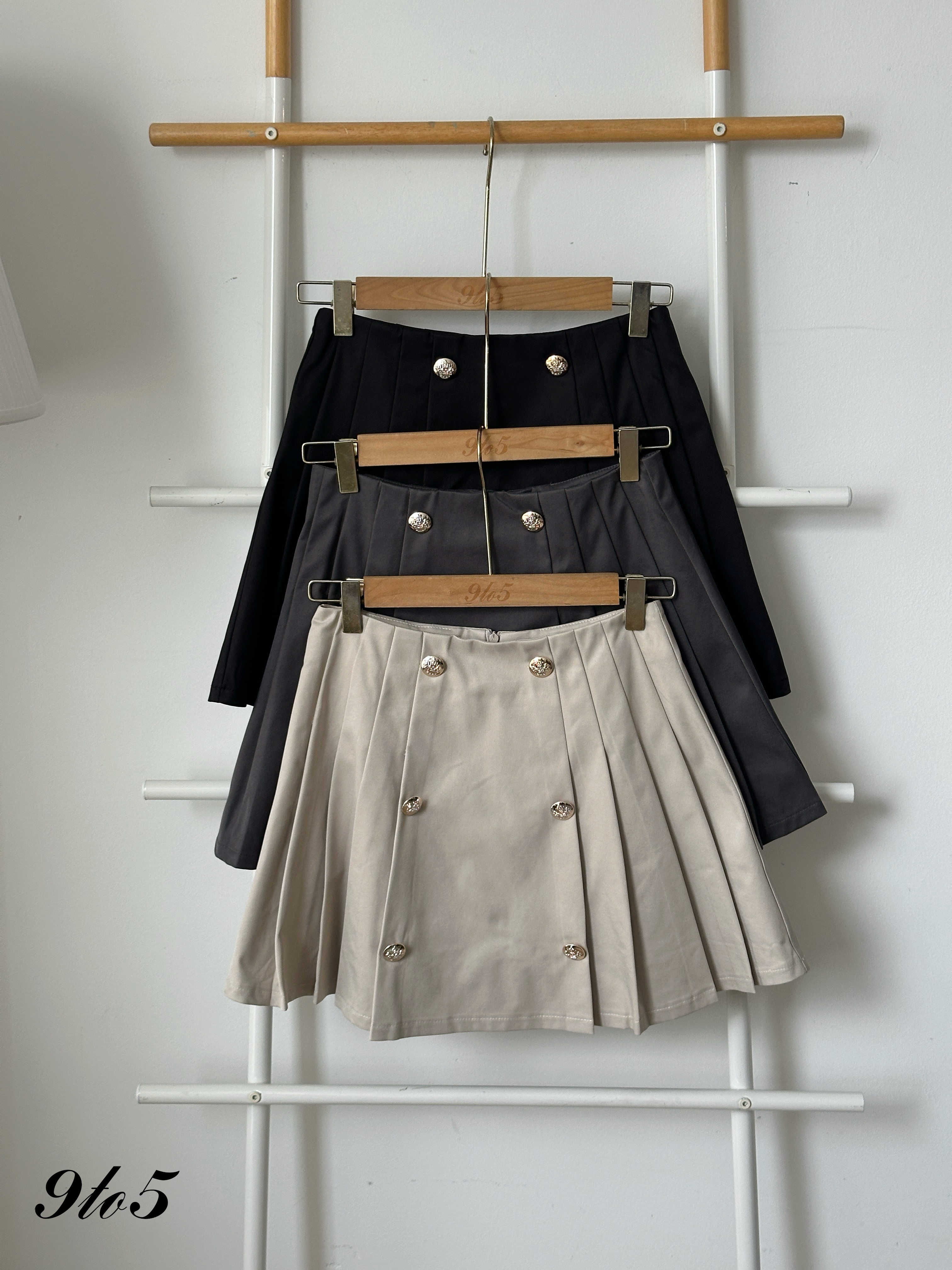 S1908 Short Pleated Skirt - 3 Colors 