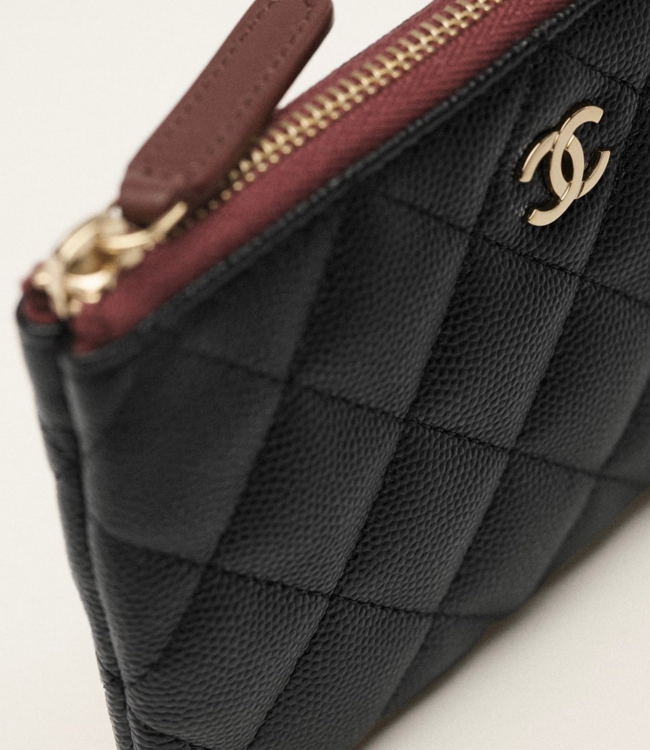 全新 Chanel Classic Zip Pouch 100%Authentic, Brand New 全新 ✅晶片✅Dust bag✅Box
