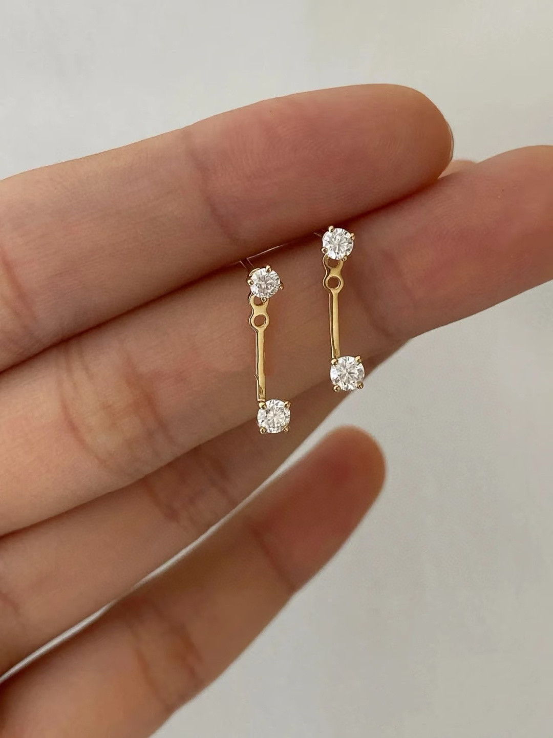 18K Diamond Earrings 