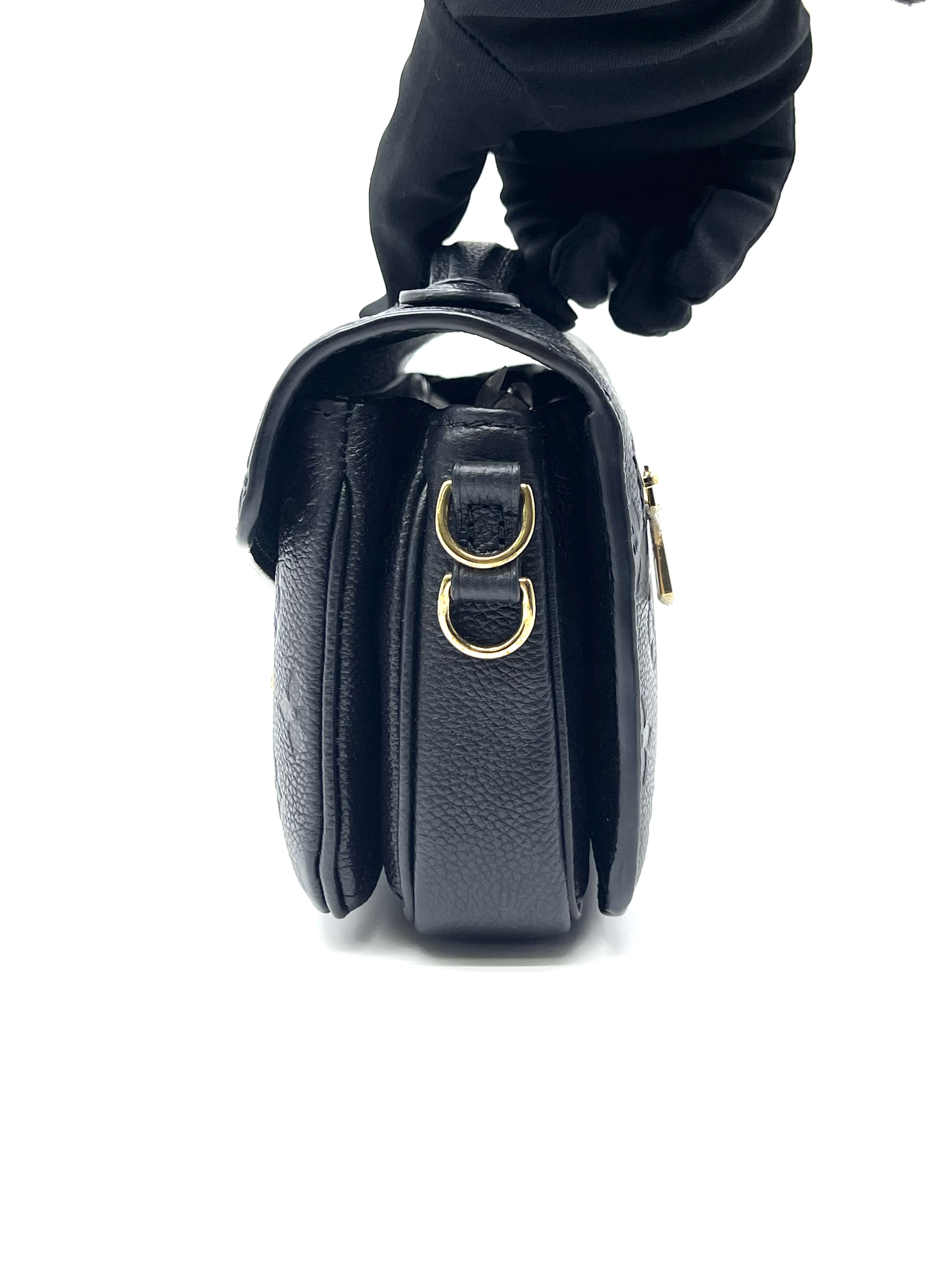 Pre-owned LV Pochette Métis MM / Product Code: 26032807