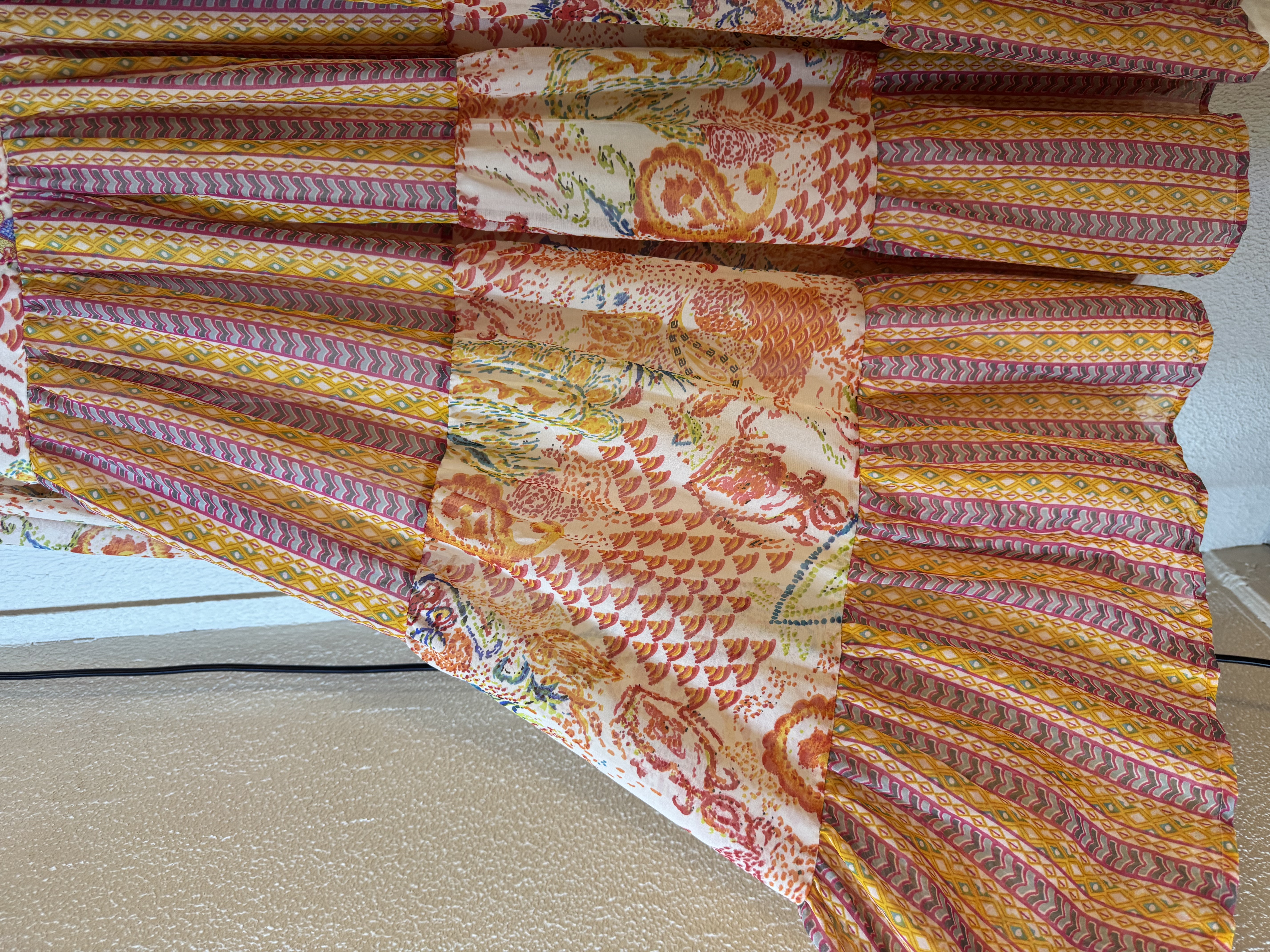 2362 Orange Chiffon V-Neck Paisley OP 44"