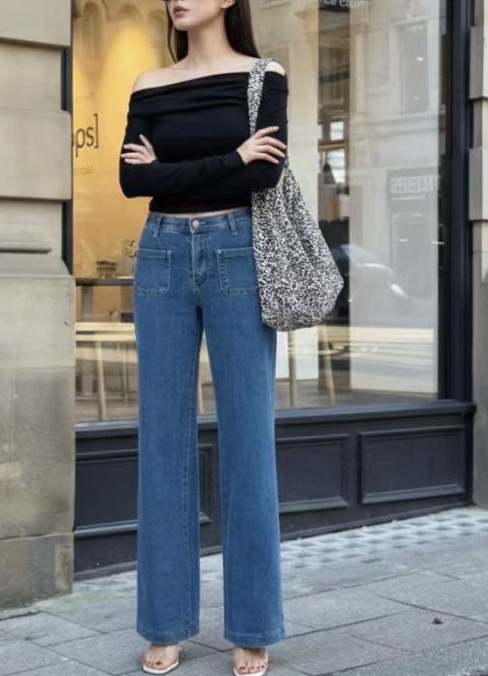 前口袋藍色直腳牛仔褲