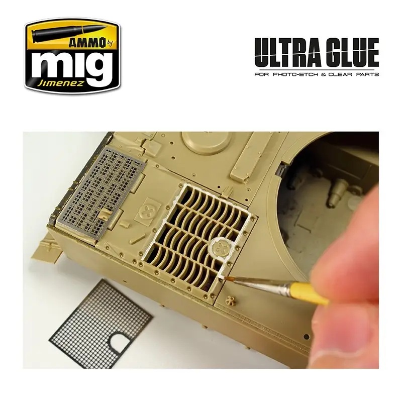 AMO-2031 Ultra Glue - for Etch, Clear Parts & More