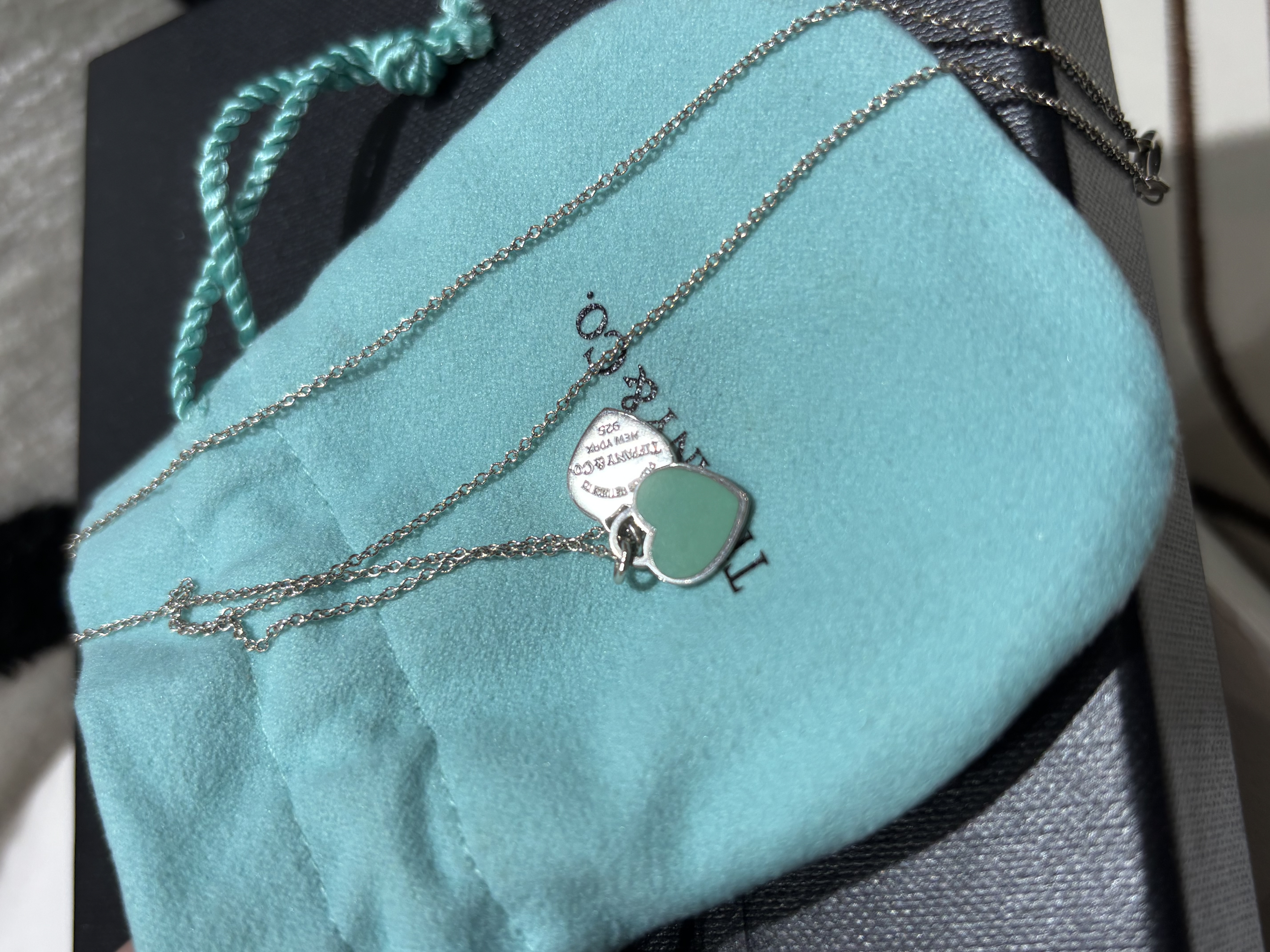 Tiffany & Co. 925 Heart Necklace 100%Authentic, 98%new