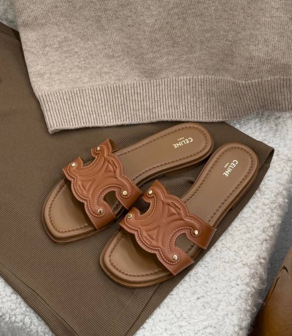 訂貨📮買定夏天着😍Celine marina 涼鞋 Size 36/37-39/40