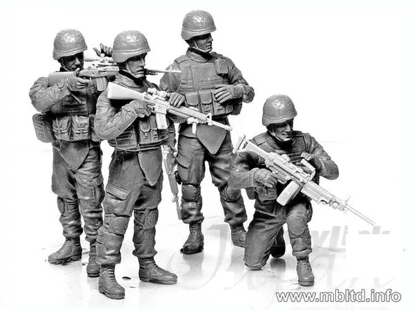 1/35 US Check Point in Iraq