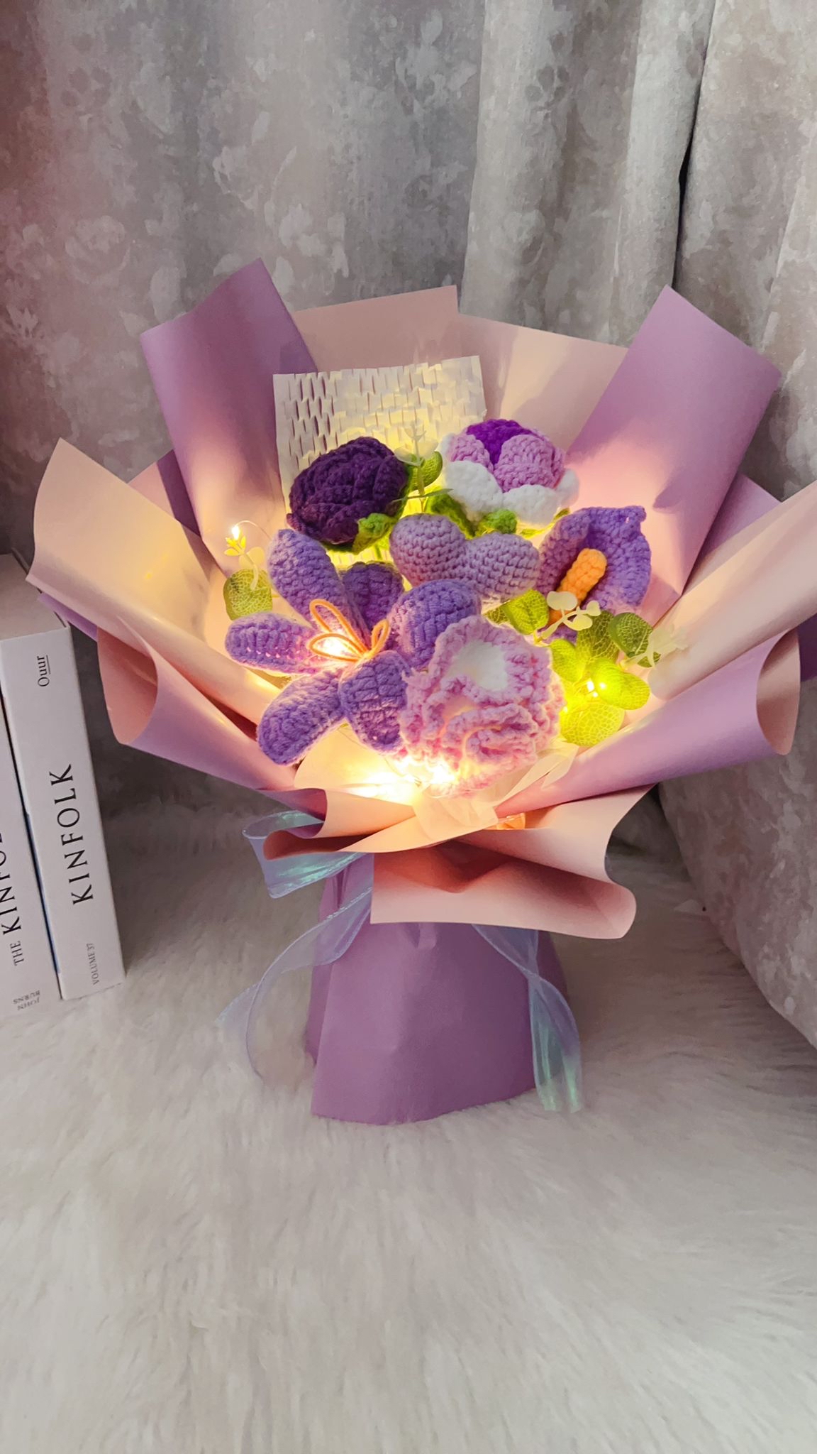 康乃馨鬱金香玫瑰編織花花束