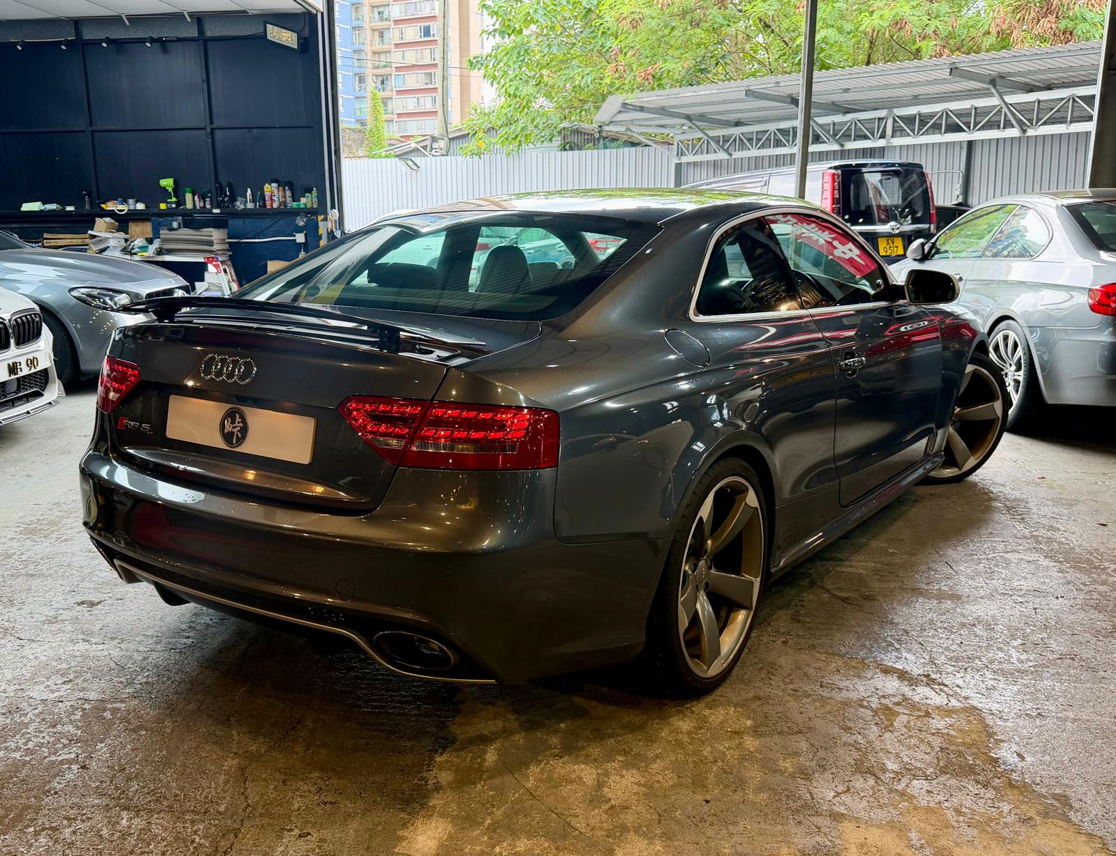 Audi RS5 Coupe 4.2 Quattro 2011