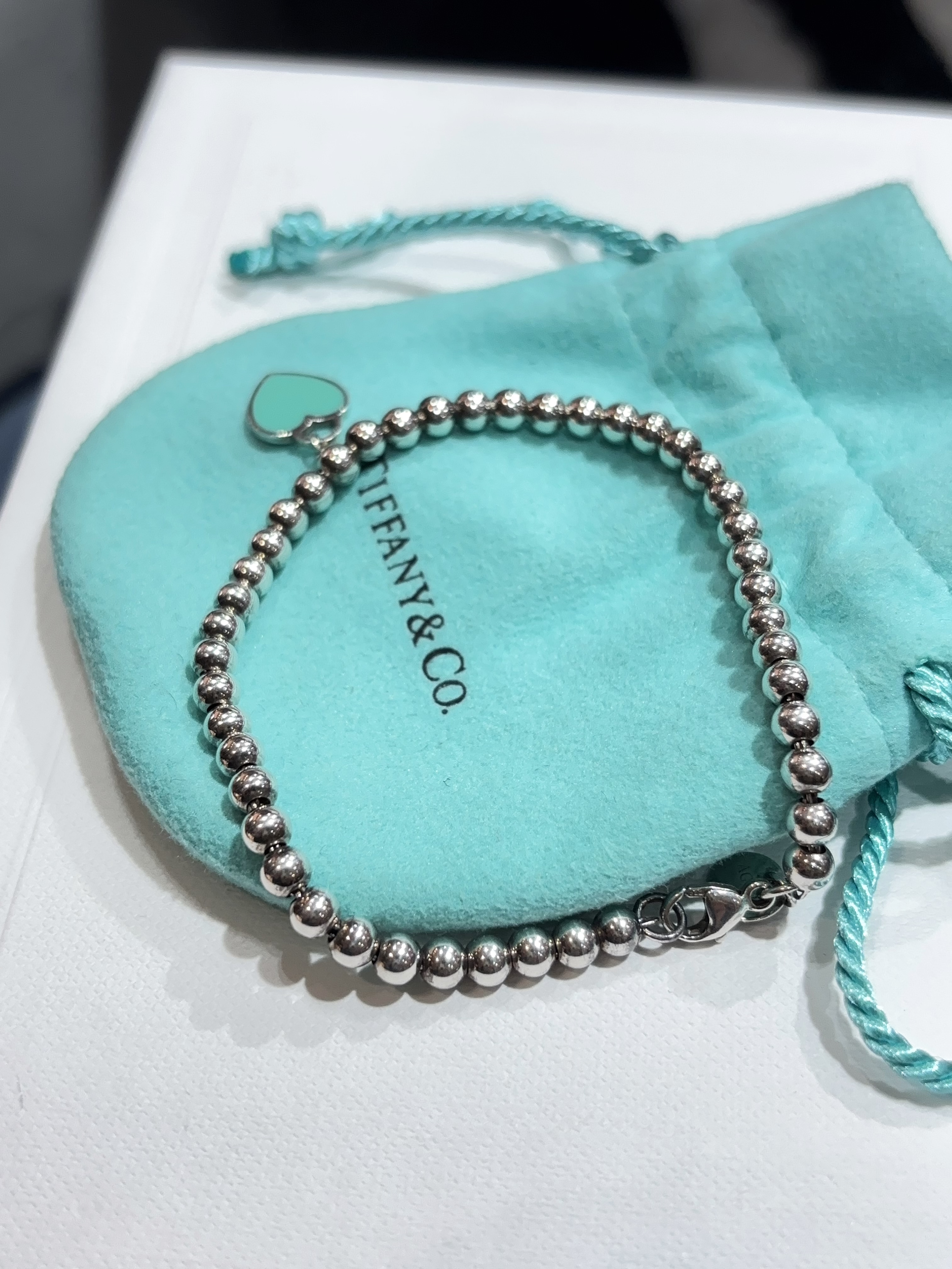 Tiffany & Co. Heart bracelet 100%Authentic,98%new ☑️dust bag 