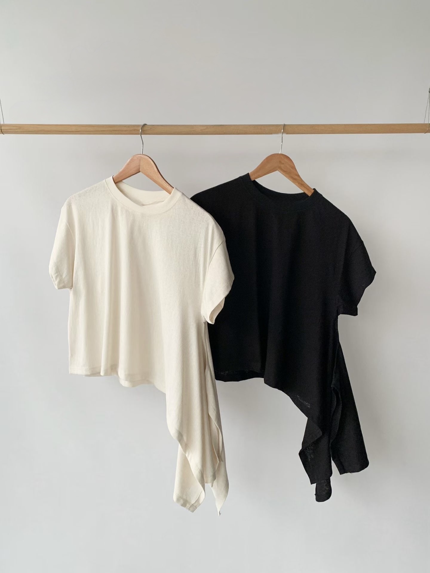 221304 側長短䄂闊Tee
