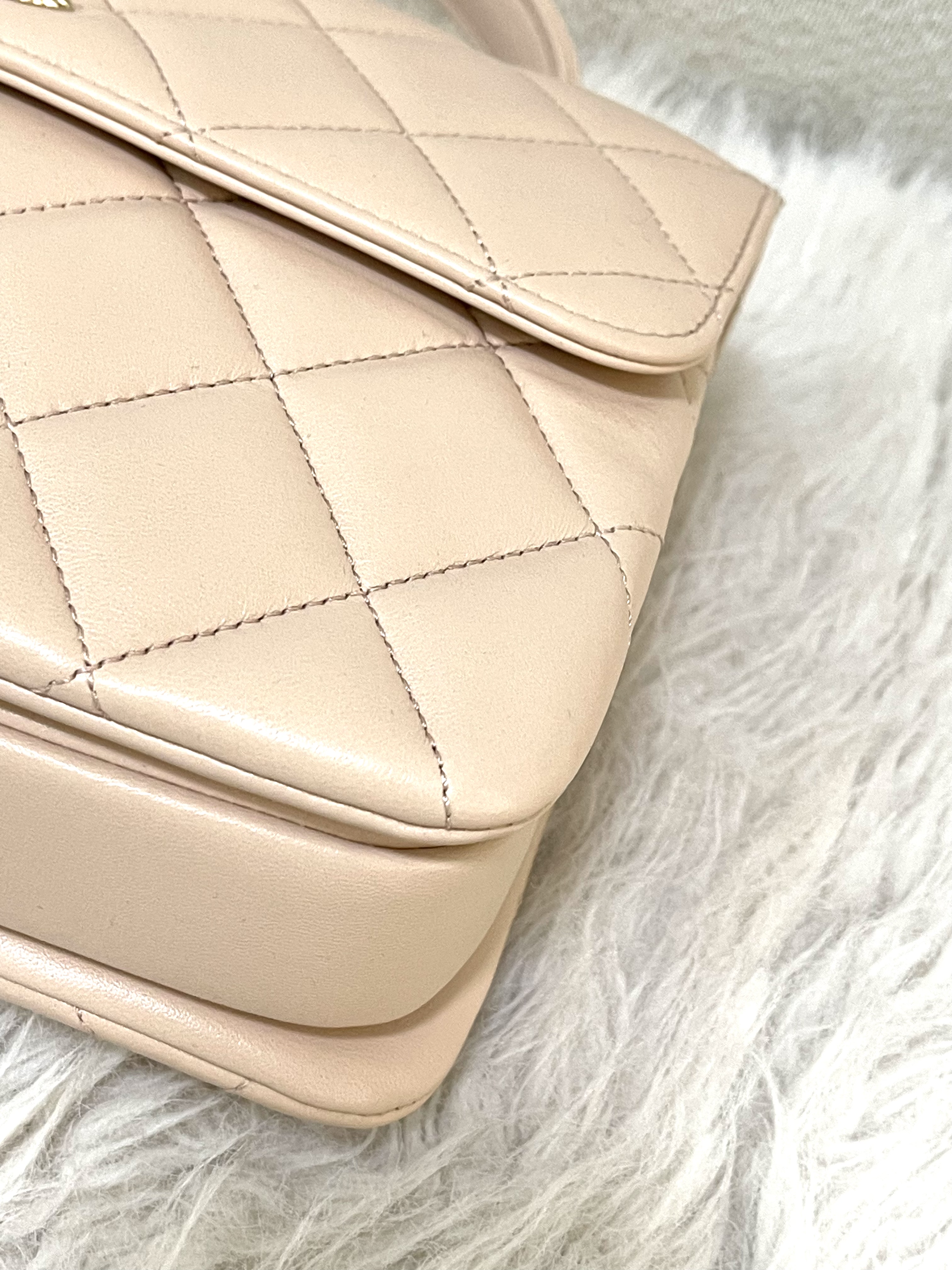 Pre-owned Chanel Quilted Lambskin Trendy CC Top Handle Flap Bag / Product Code: 26032329