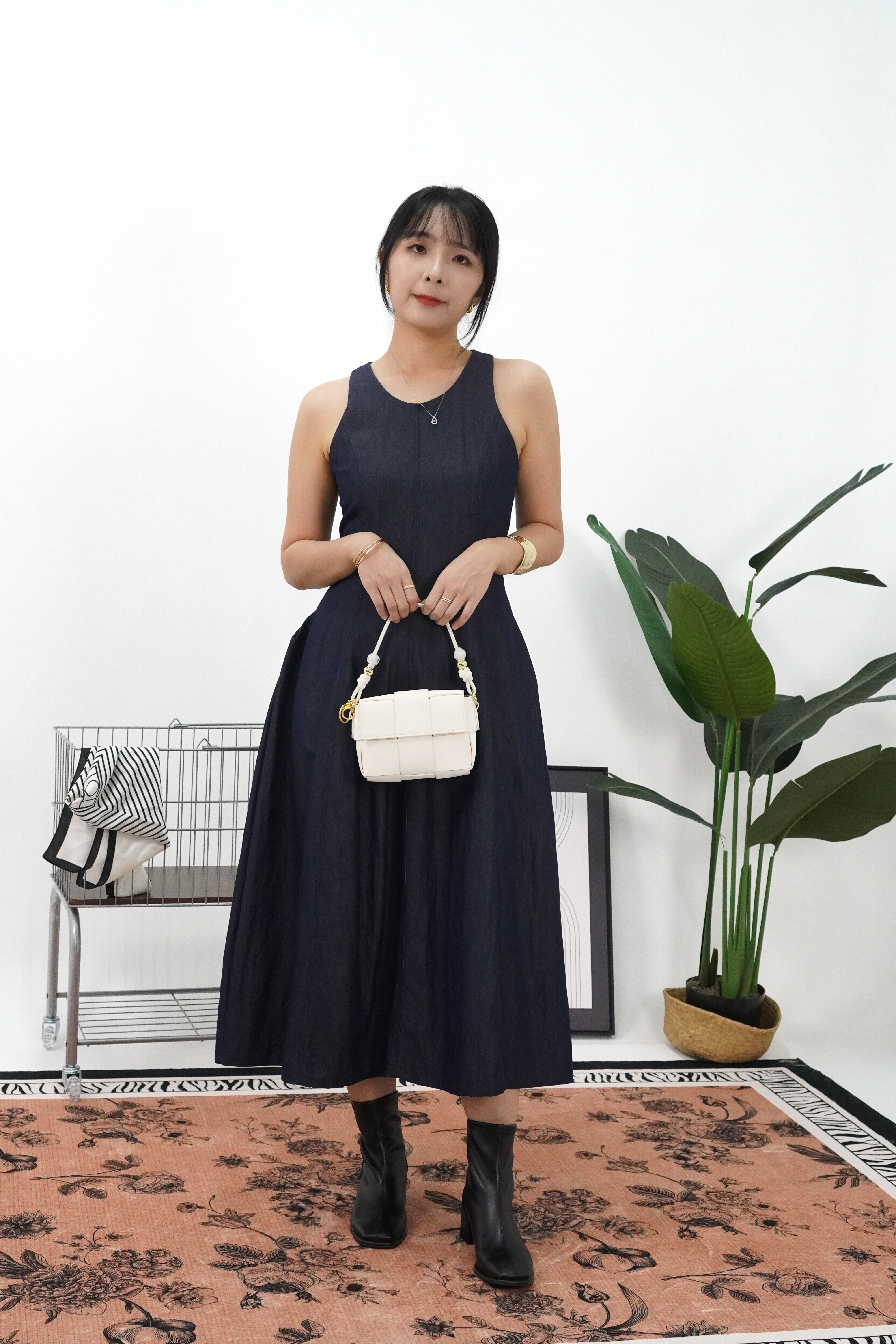 收腰背心裙 Cinched Waist Tank Dress