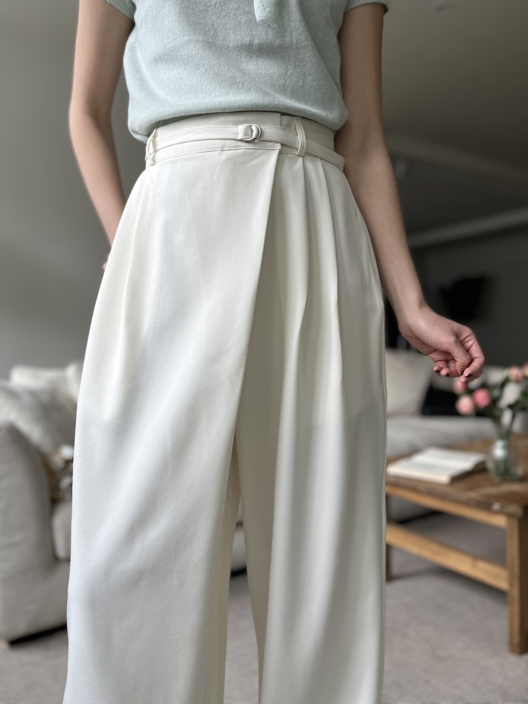 Asymmetric Wrap-Line Slacks (Ivory)