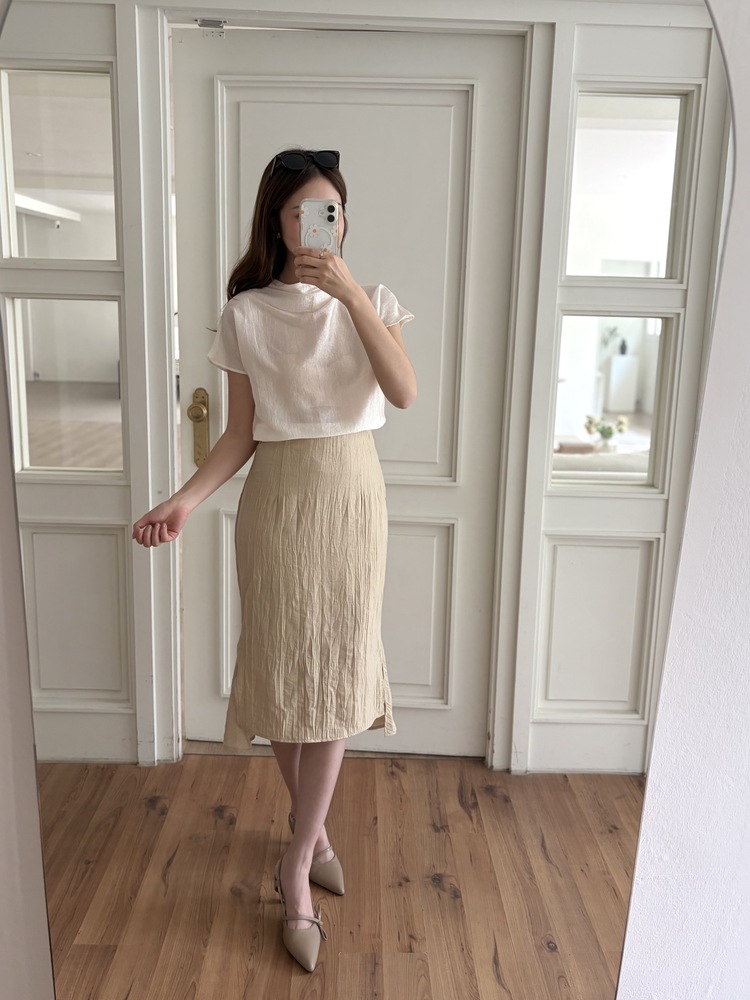 Odette Sheen Top (Ivory)