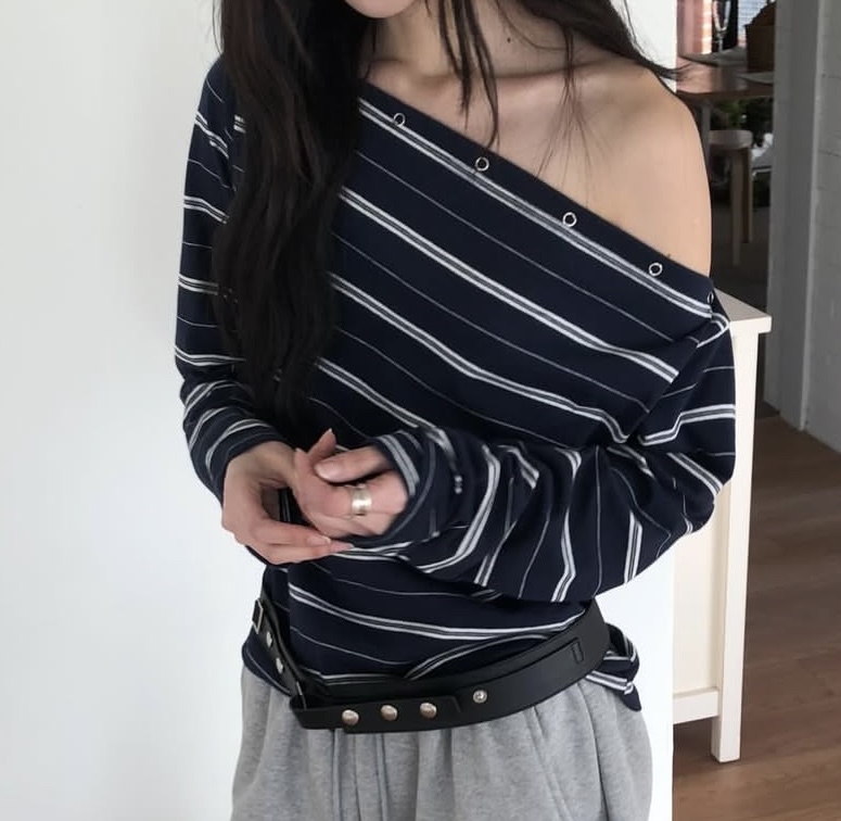 新品優惠｜Line mood Off-shoulder Top