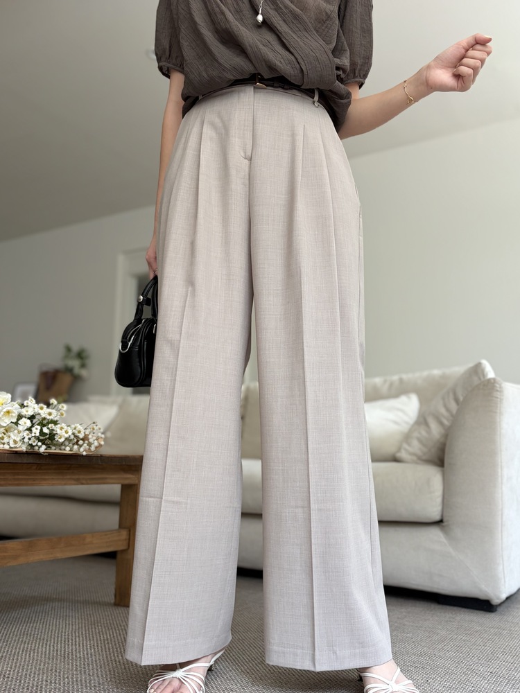 [極薄!] Strap Detail Pleated Pants (Oatmeal)