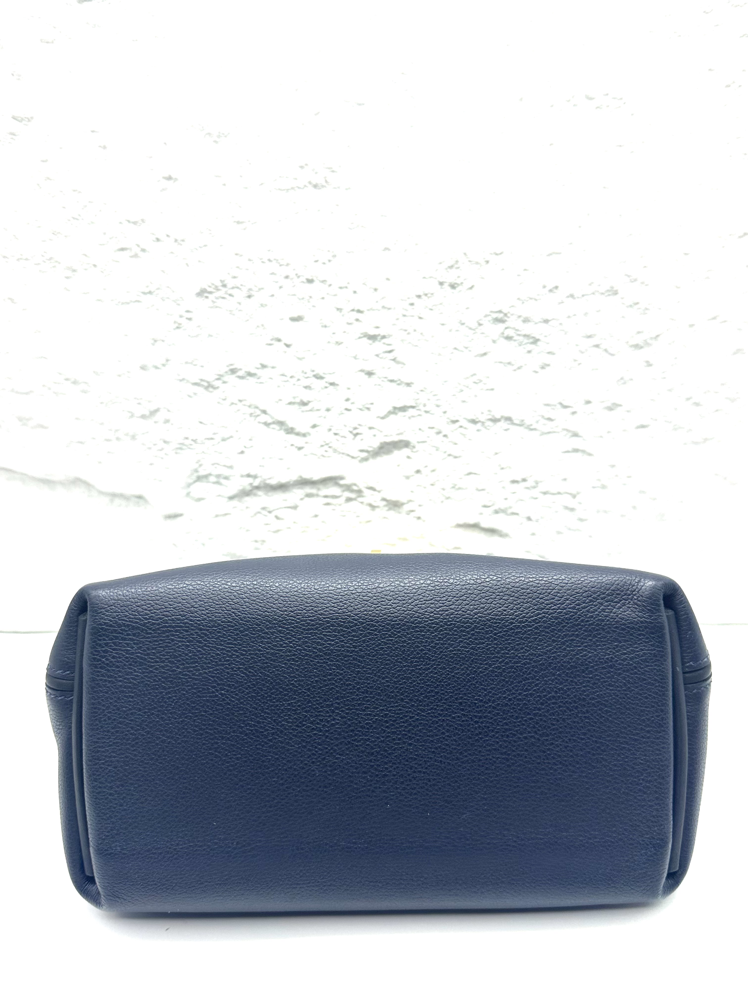 Pre-Owned HERMÉS Mini bag in Noir black Stamp U / Product Code: 26051302