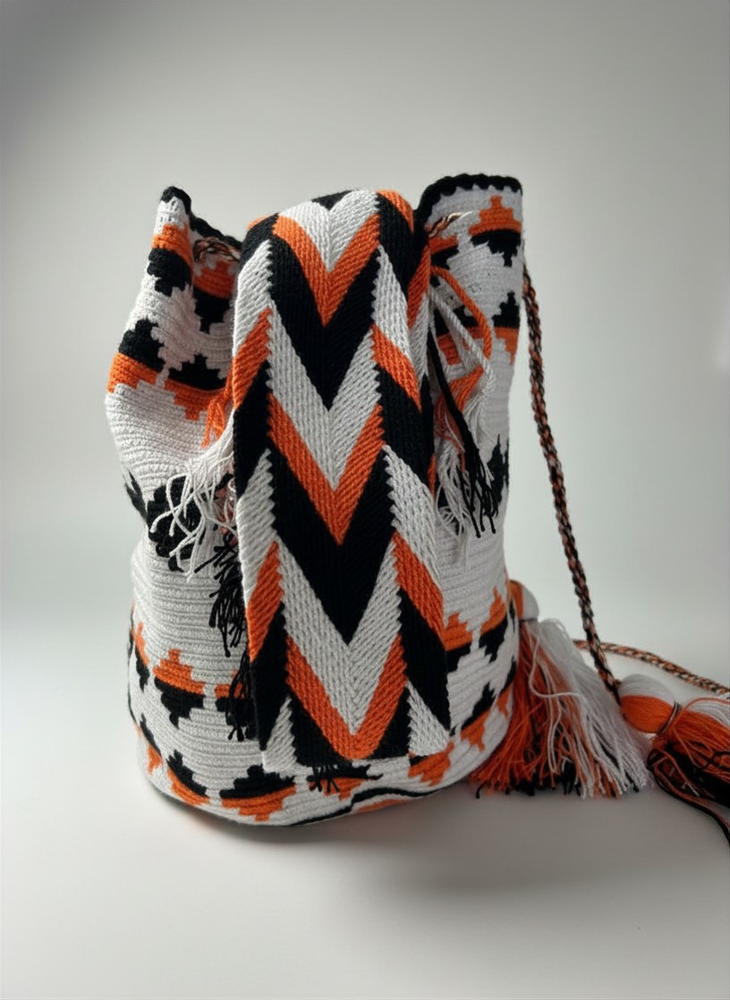 【背得起嘅藝術品】哥倫比亞正宗 Wayuu Mochila 手工民族編織袋  [預計 : 6月中至尾發貨] (PO-WY-WHTORG-G02)