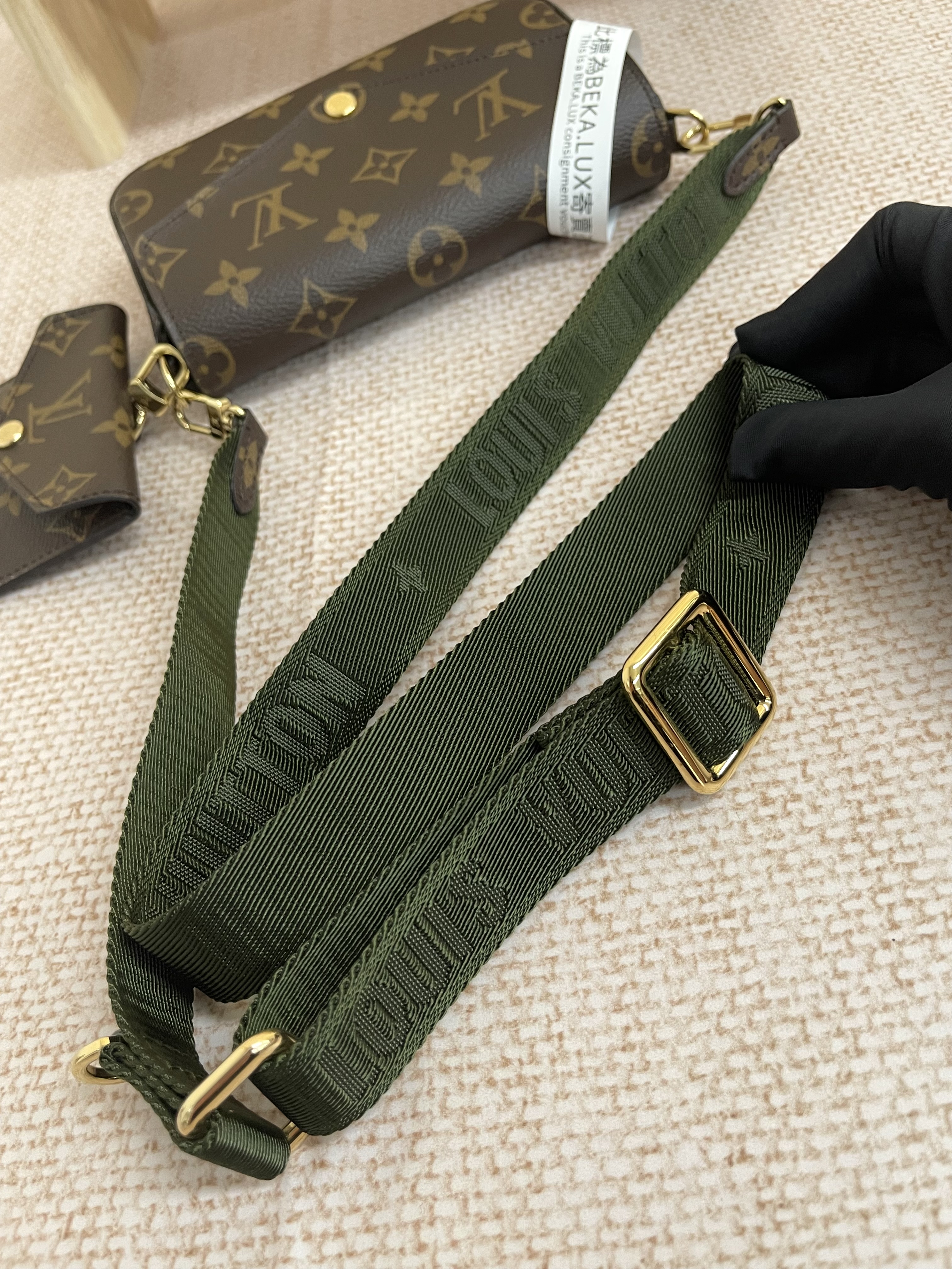Pre-owned Louis Vuitton Félicie Strap & Go Monogram / Product Code: 26021307