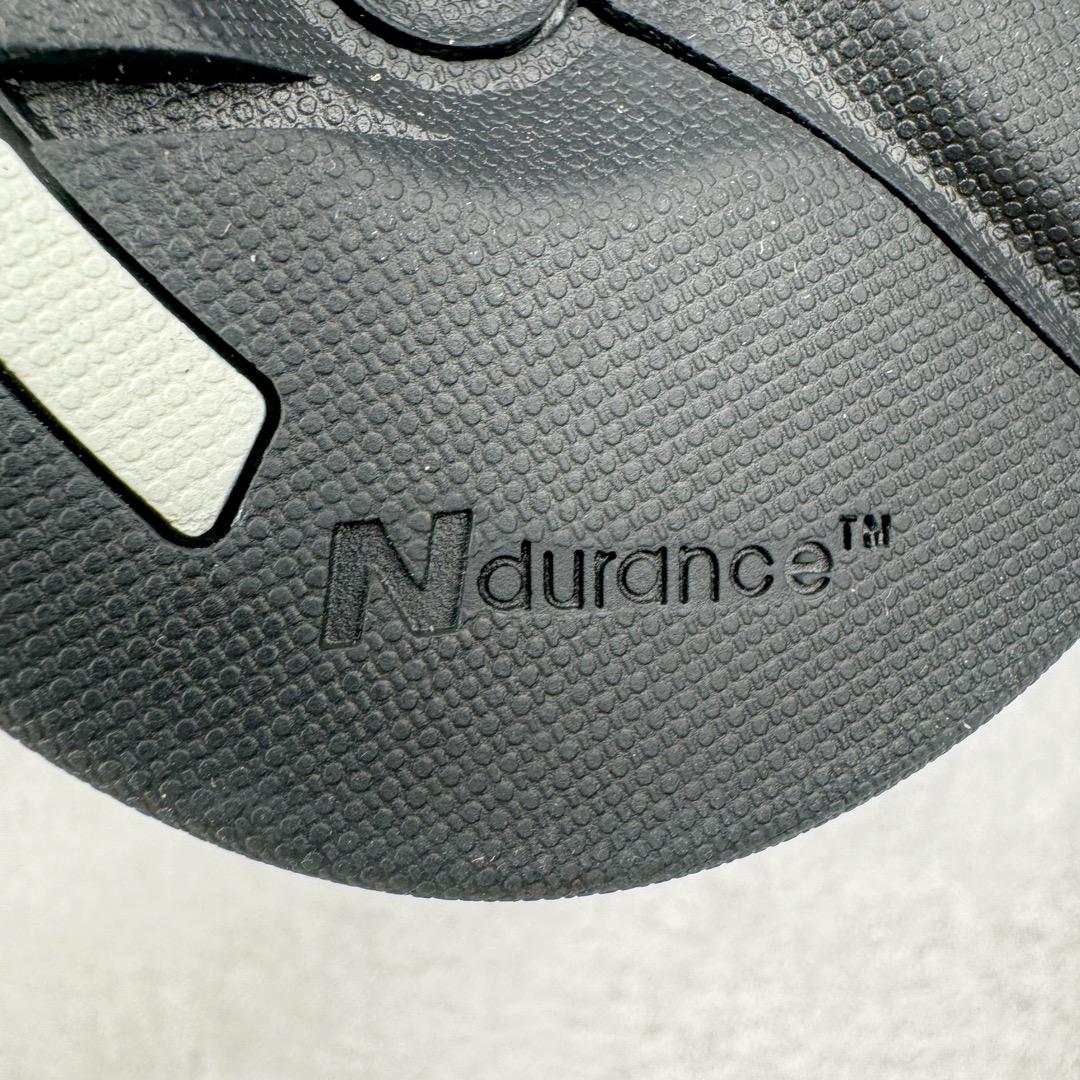 New Balance 993 MR993GL