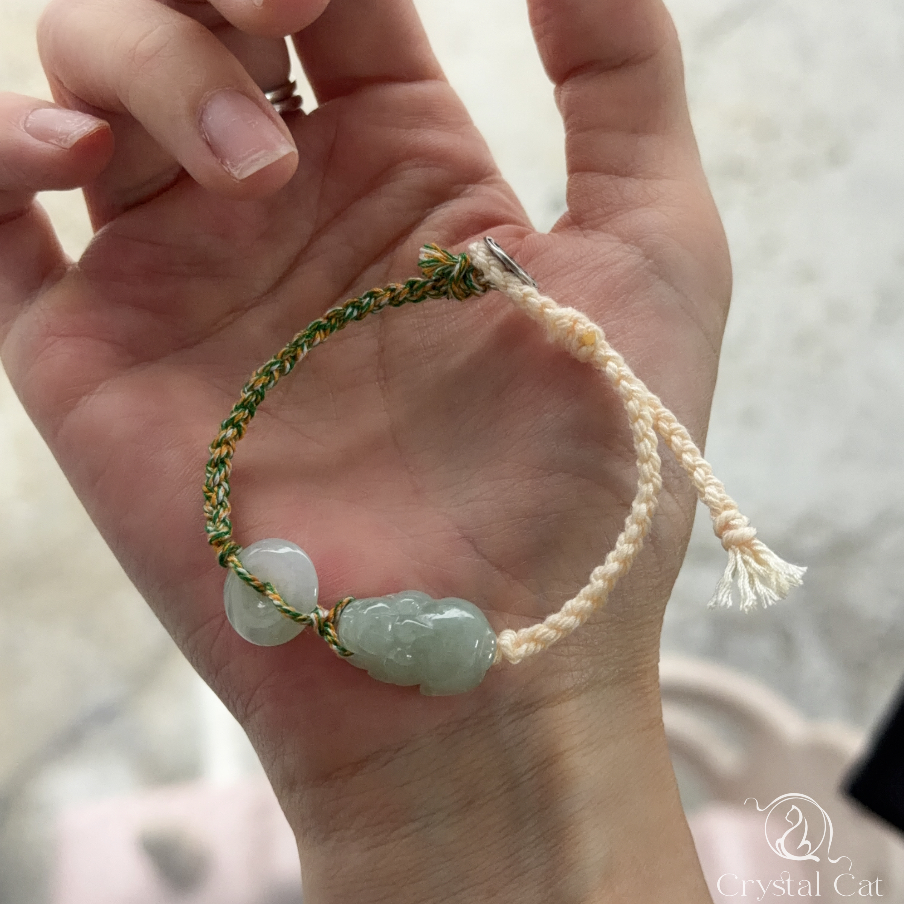 天然翡翠貔貅+平安扣襯手绳