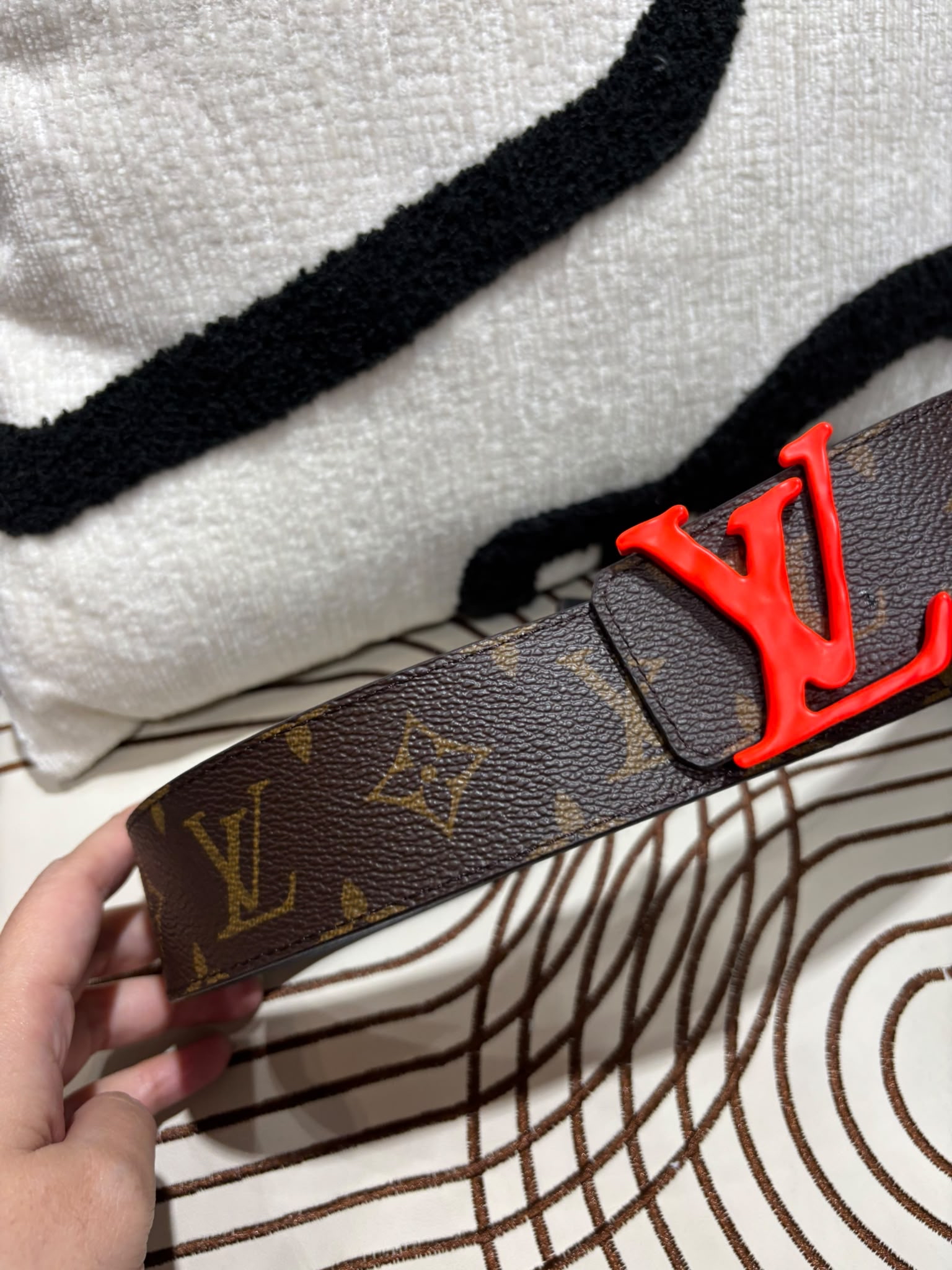 LV Logo Buckle Monogram Belt 85碼皮帶 MP216 100%Authentic ,99%new✅dust bag 